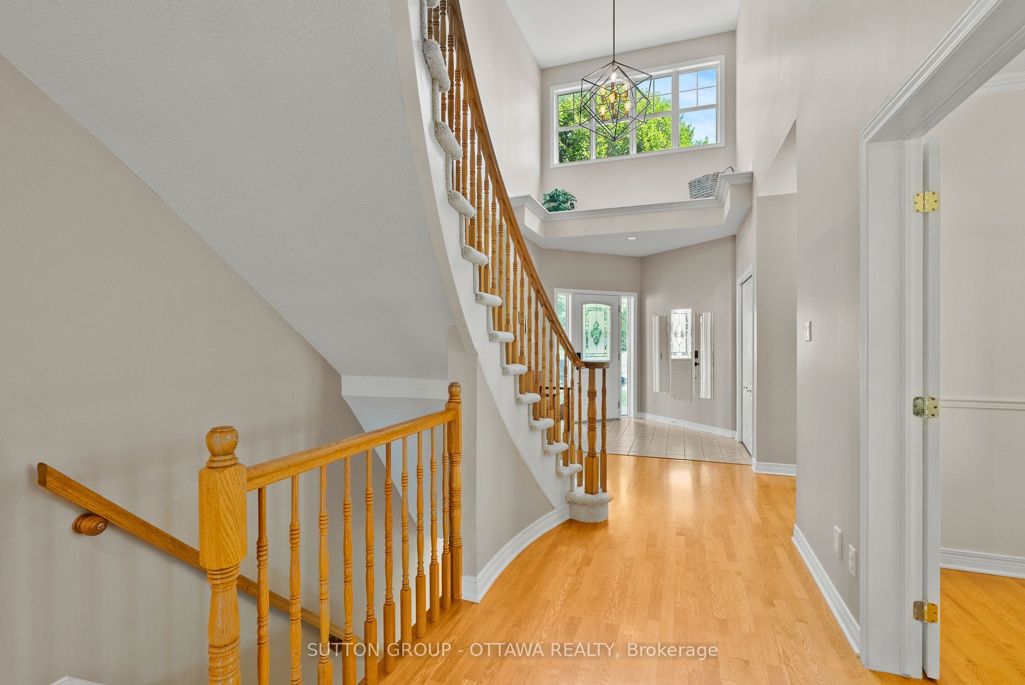 21 Avonmore Crescent, Barrhaven, ON K2G 6J7 photo 3