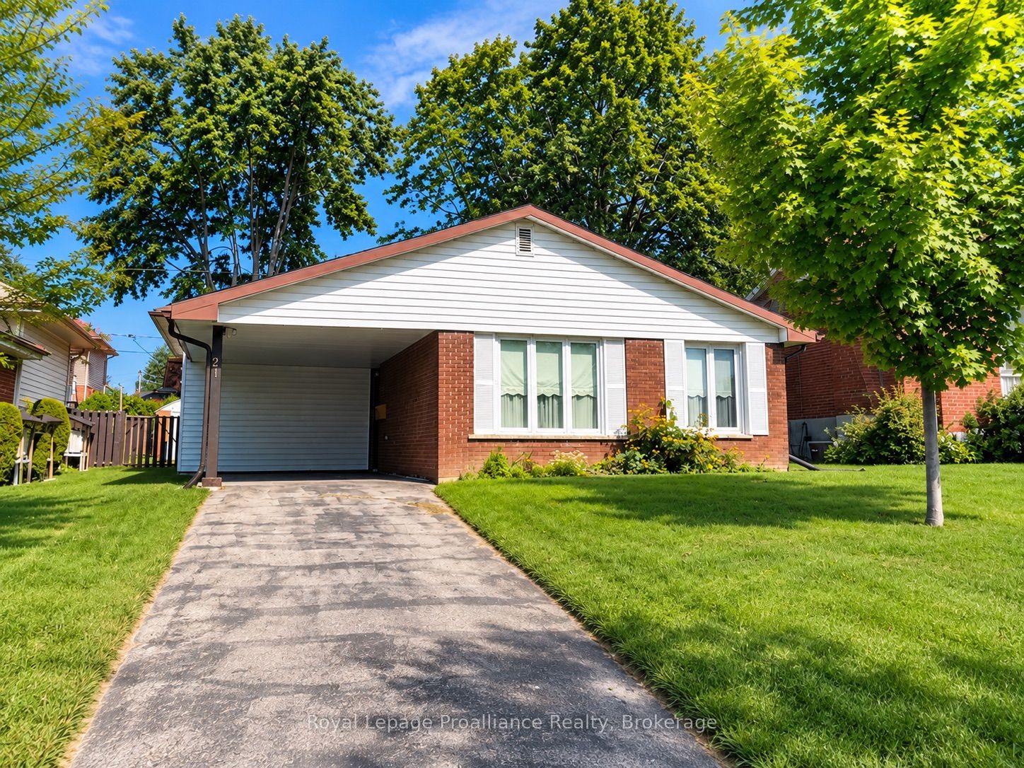21 Miron Road, Quinte West, ON K8V 3H9 photo 2