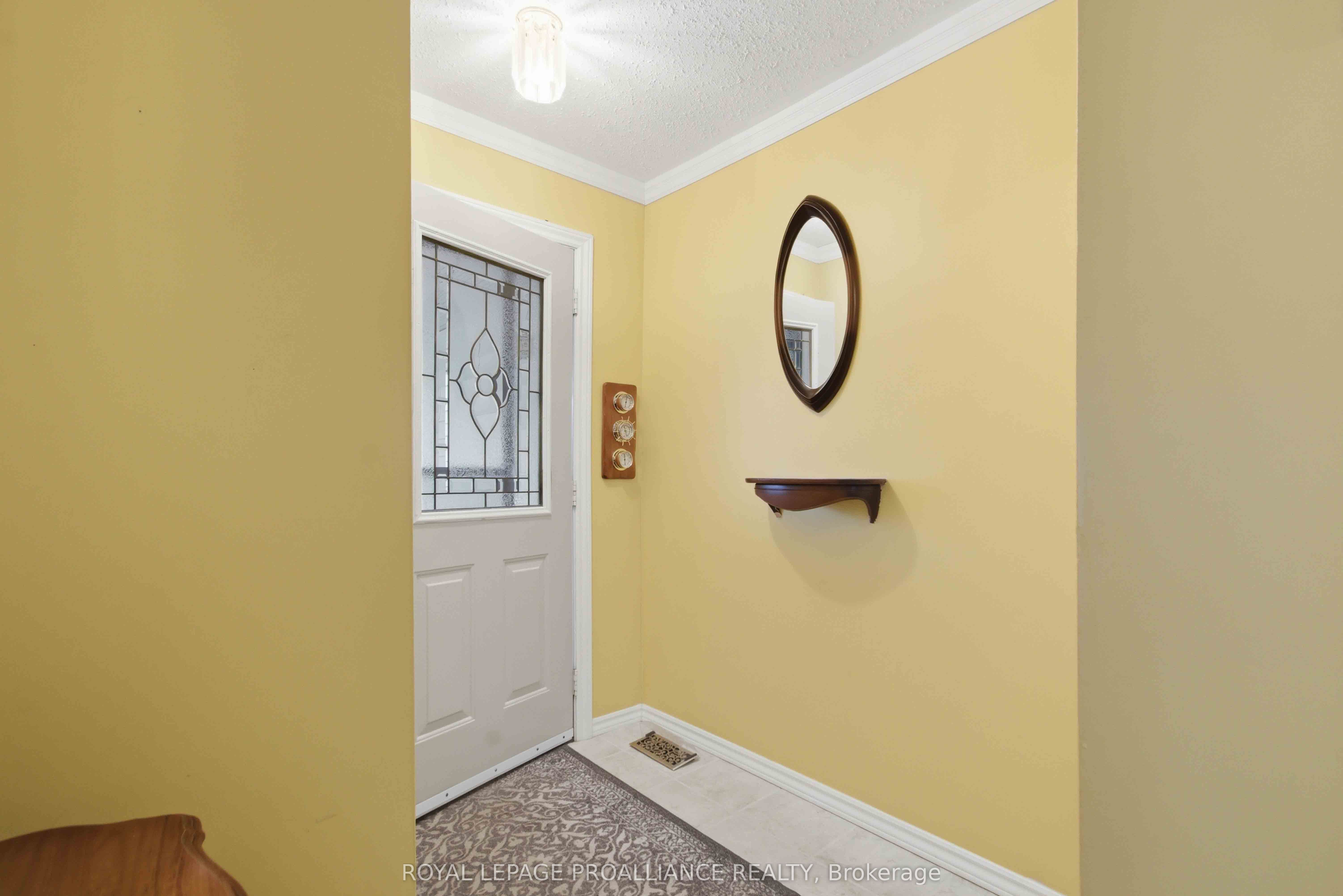 21 Miron Road, Quinte West, ON K8V 3H9 photo 4