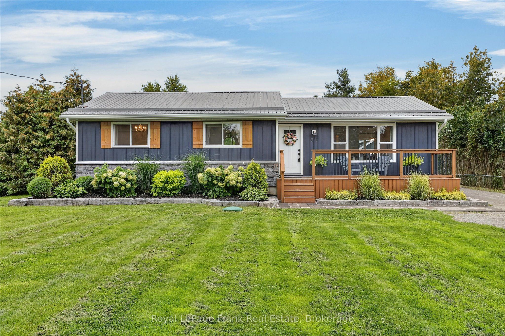 71 Queen Street S, Kawartha Lakes, ON K0L 2W0