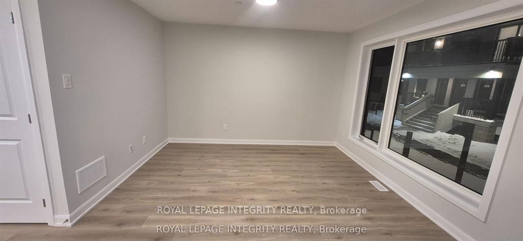 401 Glenroy Gilbert Drive 8, Barrhaven, ON K2J 7N7 photo 5