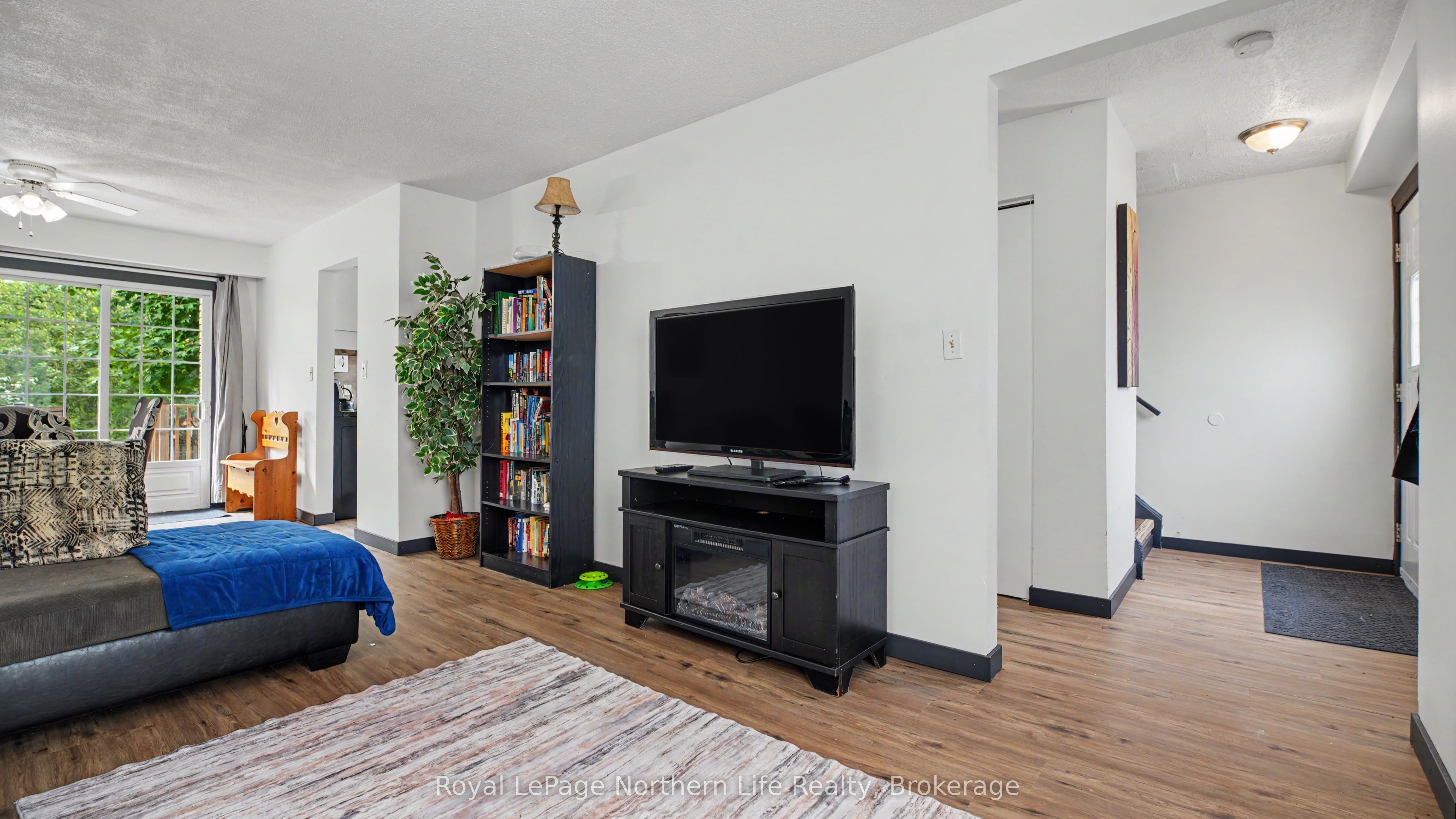 811 Tackaberry Drive, North Bay, ON P1B 4R8 photo 5