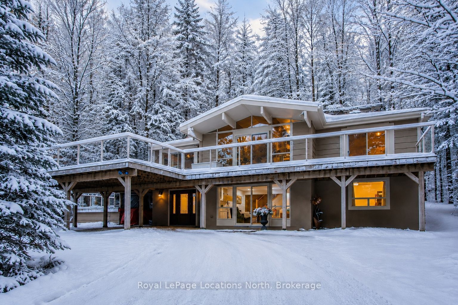 143 ST MORITZ Crescent, Blue Mountains, ON L9Y 0S6 photo 2