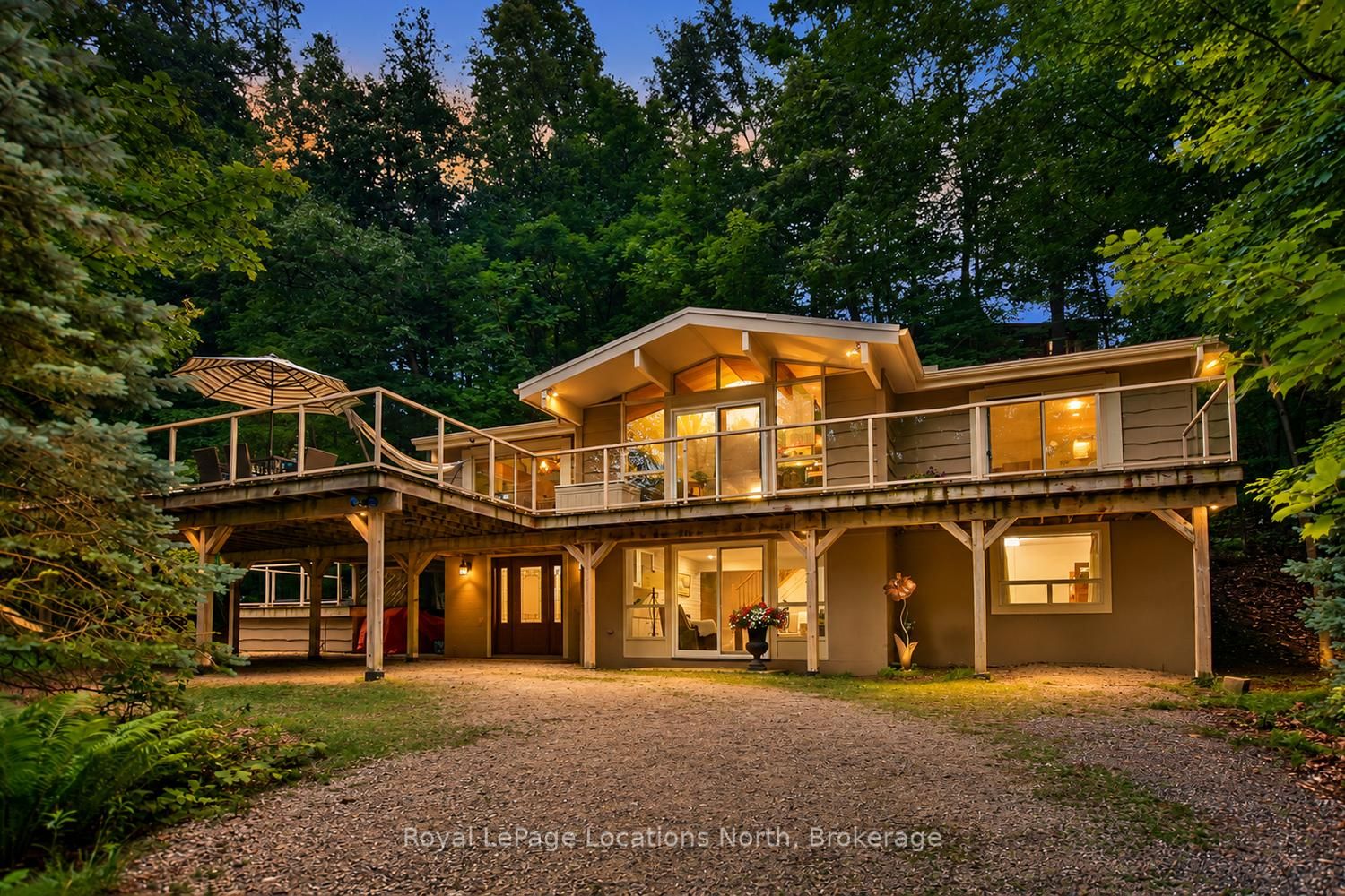 143 ST MORITZ Crescent, Blue Mountains, ON L9Y 0S6 photo 3