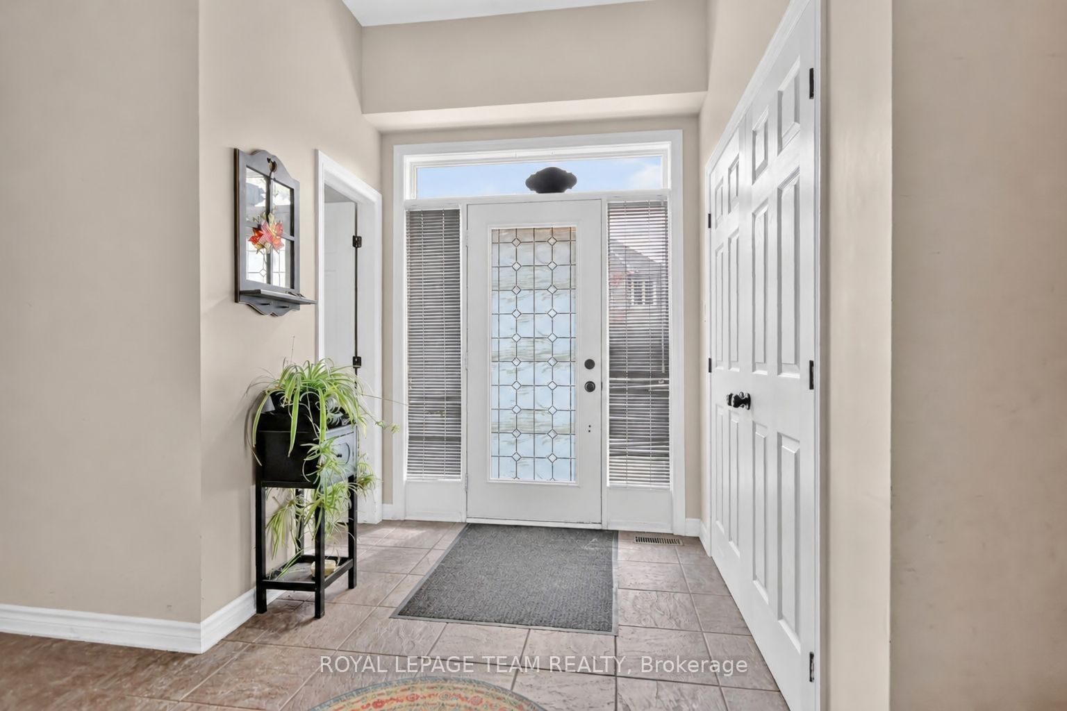 174 MOJAVE Crescent, Stittsville - Munster - Richmond, ON K2S 0H4 photo 5