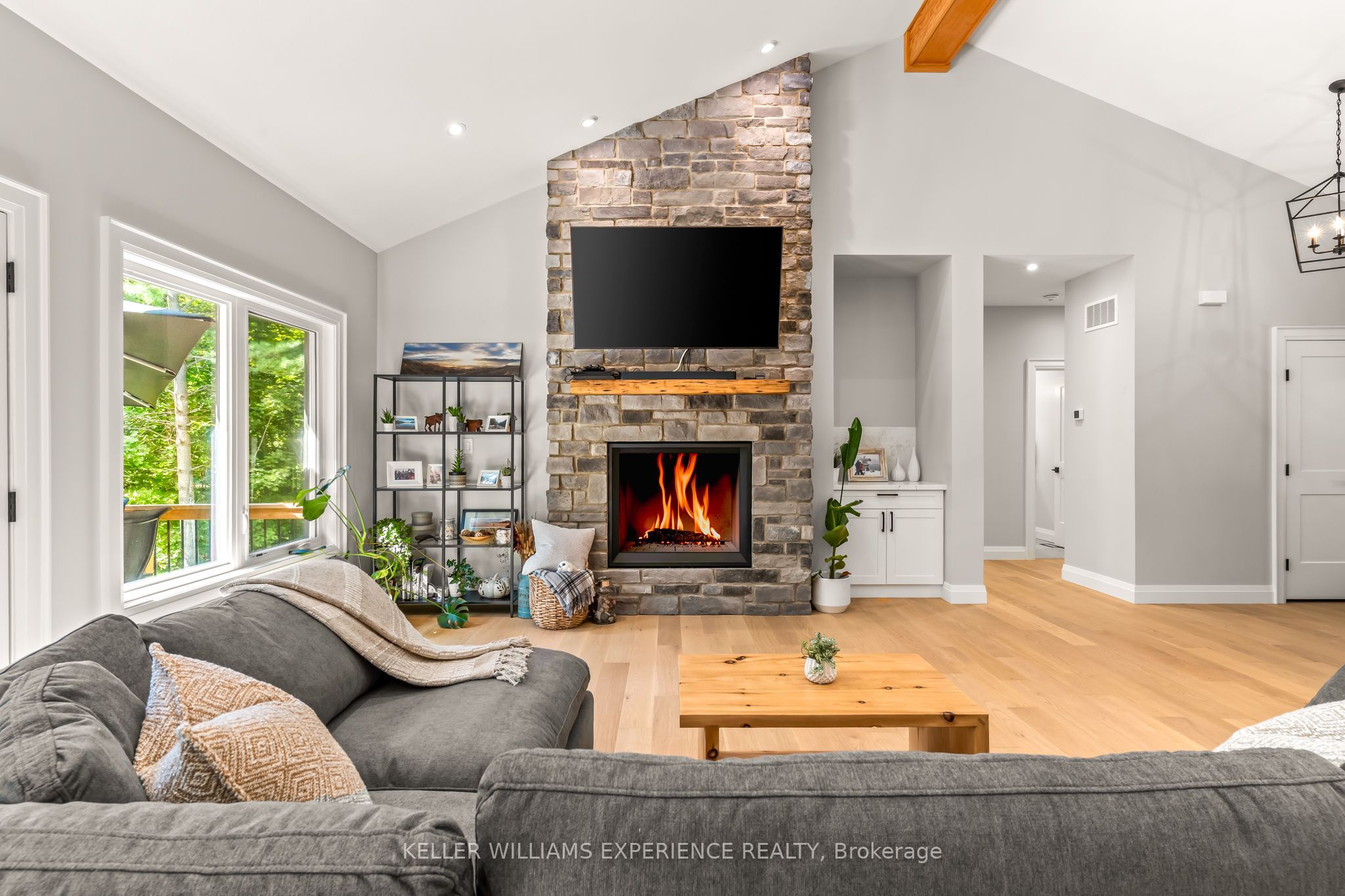 1065 Kilworthy Road, Gravenhurst, ON P0E 1G0 photo 5
