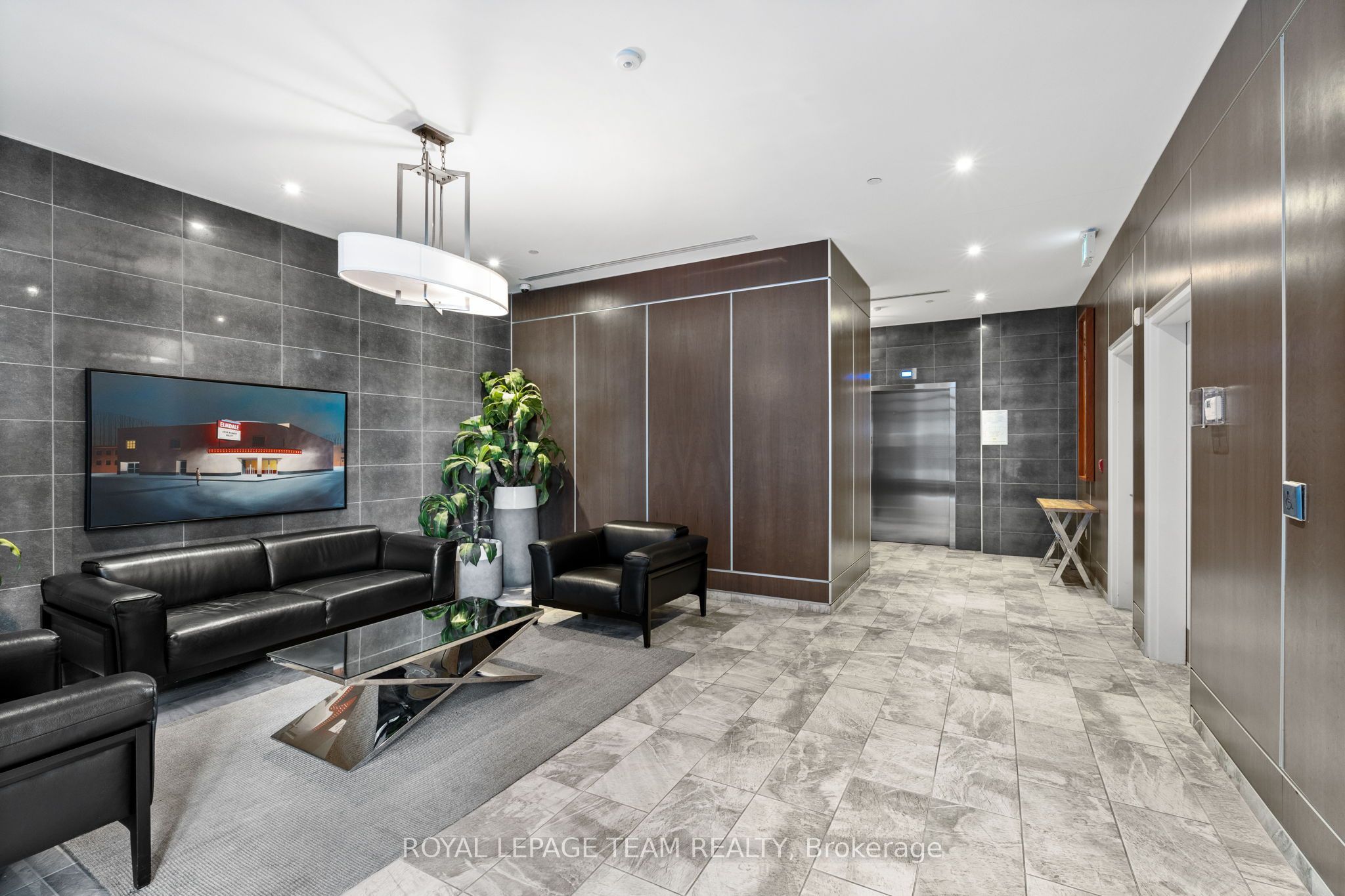 10 Rosemount Avenue 304, West Centre Town, ON K1Y 2Z3 photo 4