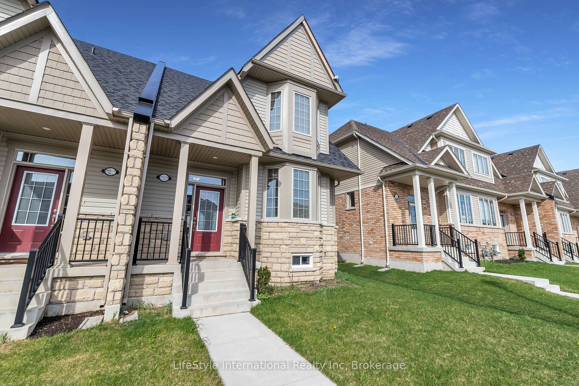 210 Farley Road W 5, Centre Wellington, ON N1M 0H2 photo 2