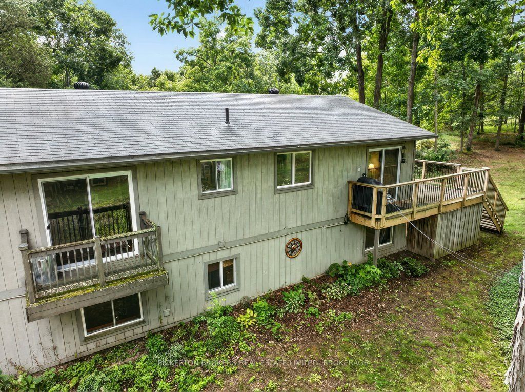 237 W Old River Road, Leeds and the Thousand Islands, ON K0E 1R0 photo 5