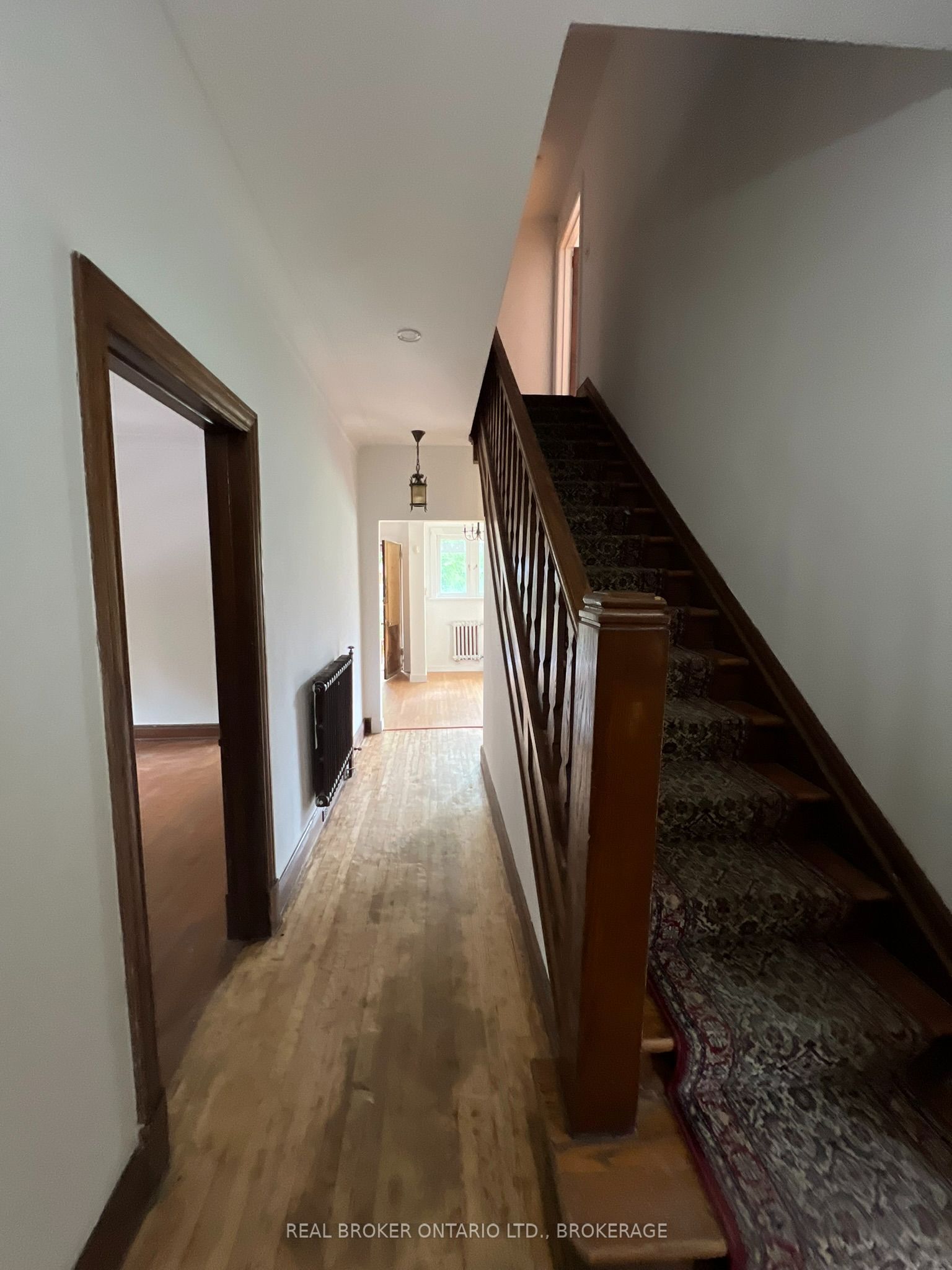 320 2nd Street E, Cornwall, ON K6H 1Y9 photo 3
