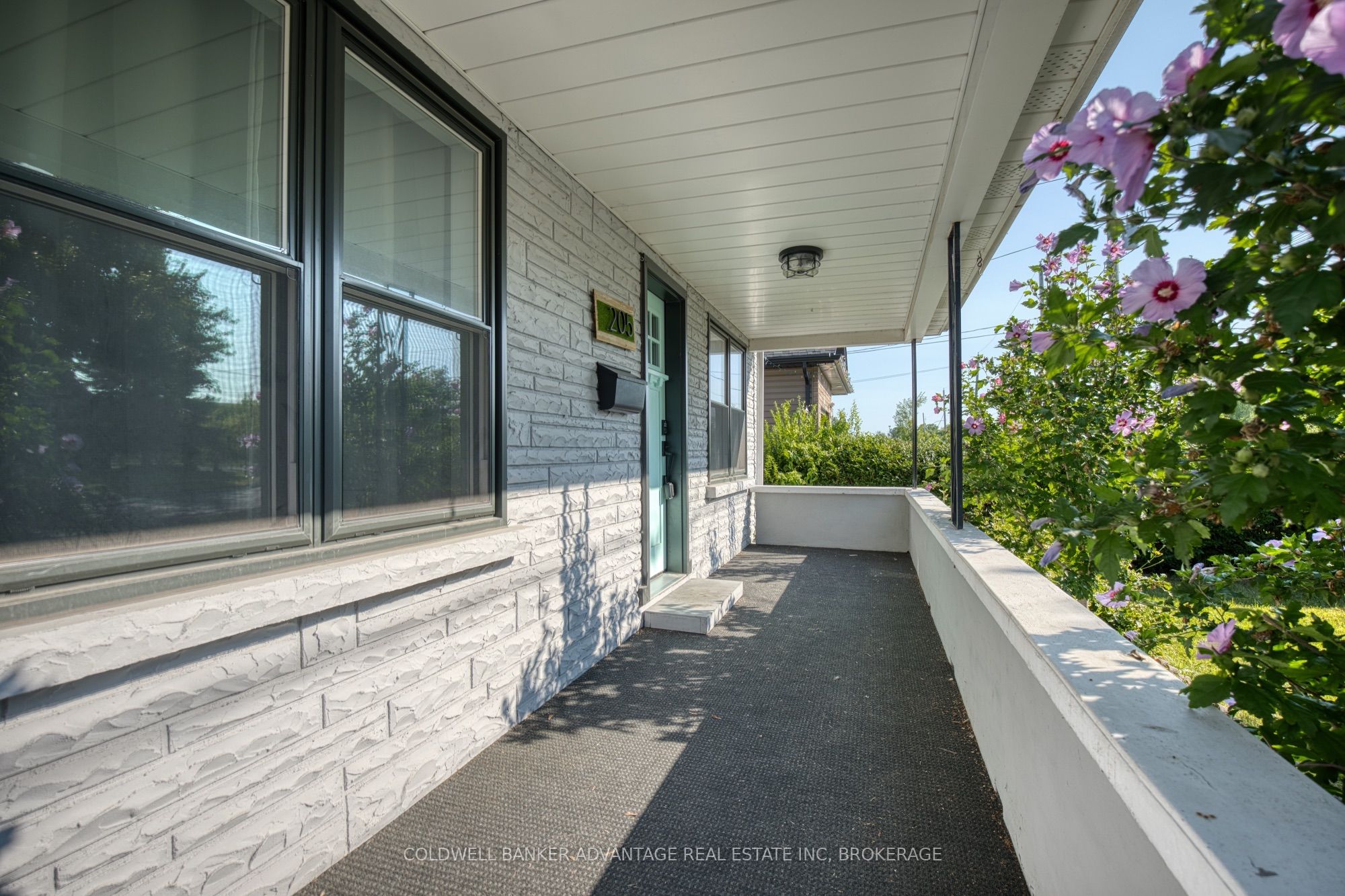 205 Ross Street, Welland, ON L3B 2N4 photo 5