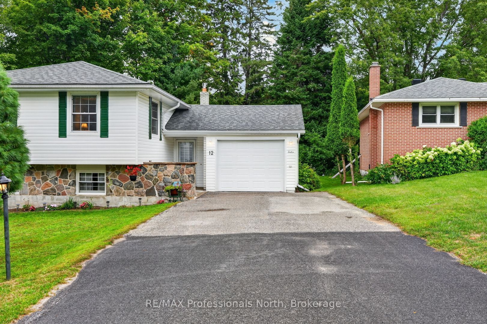12 Anthony Court, Huntsville, ON P1H 1T2 photo 4