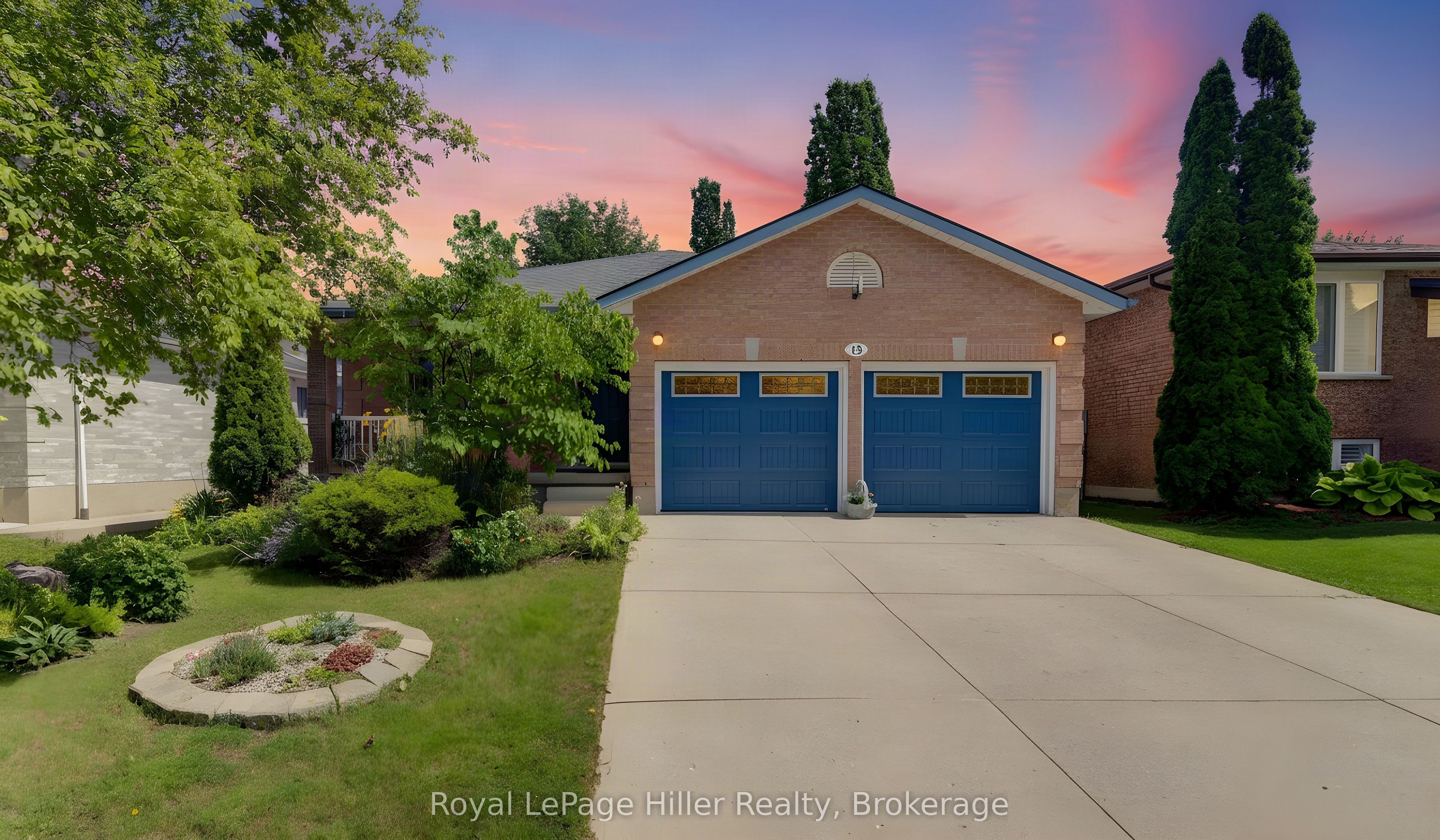 15 McQueen Court, Stratford, ON N4Z 1H5