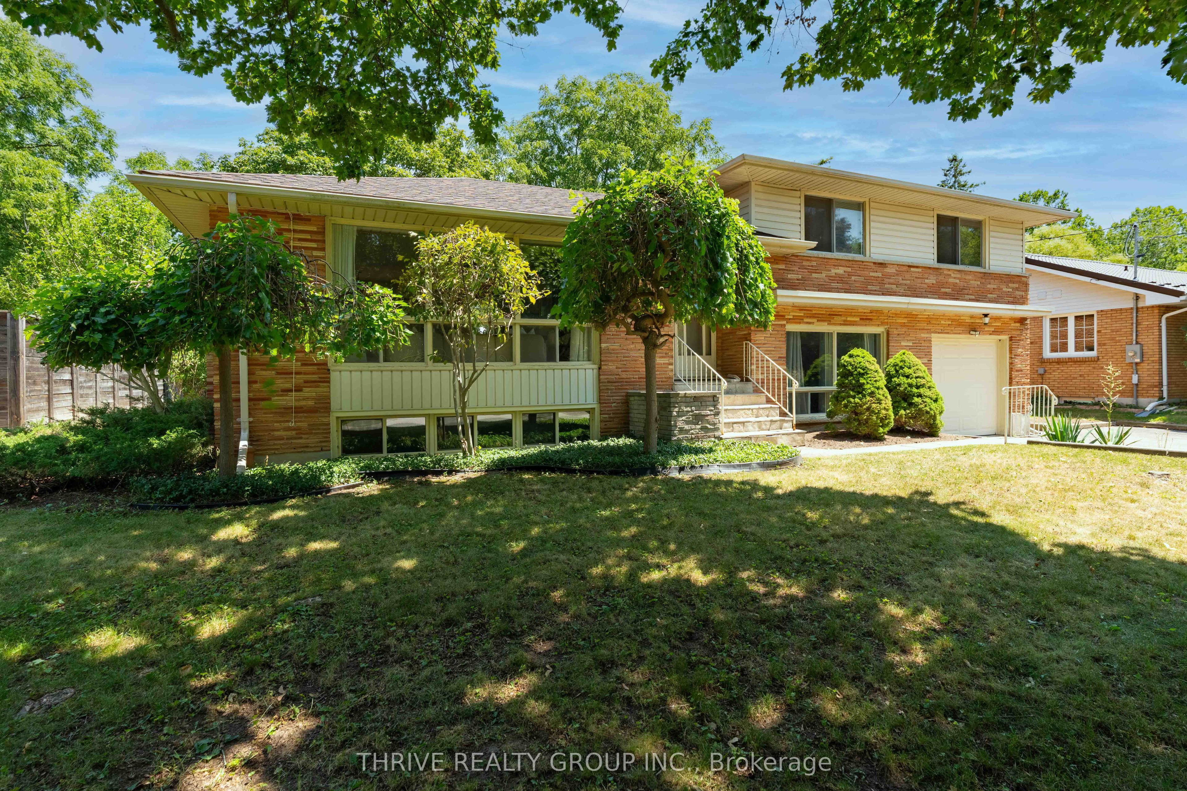 85 BLOOMFIELD Drive, London North, ON N6G 1P4