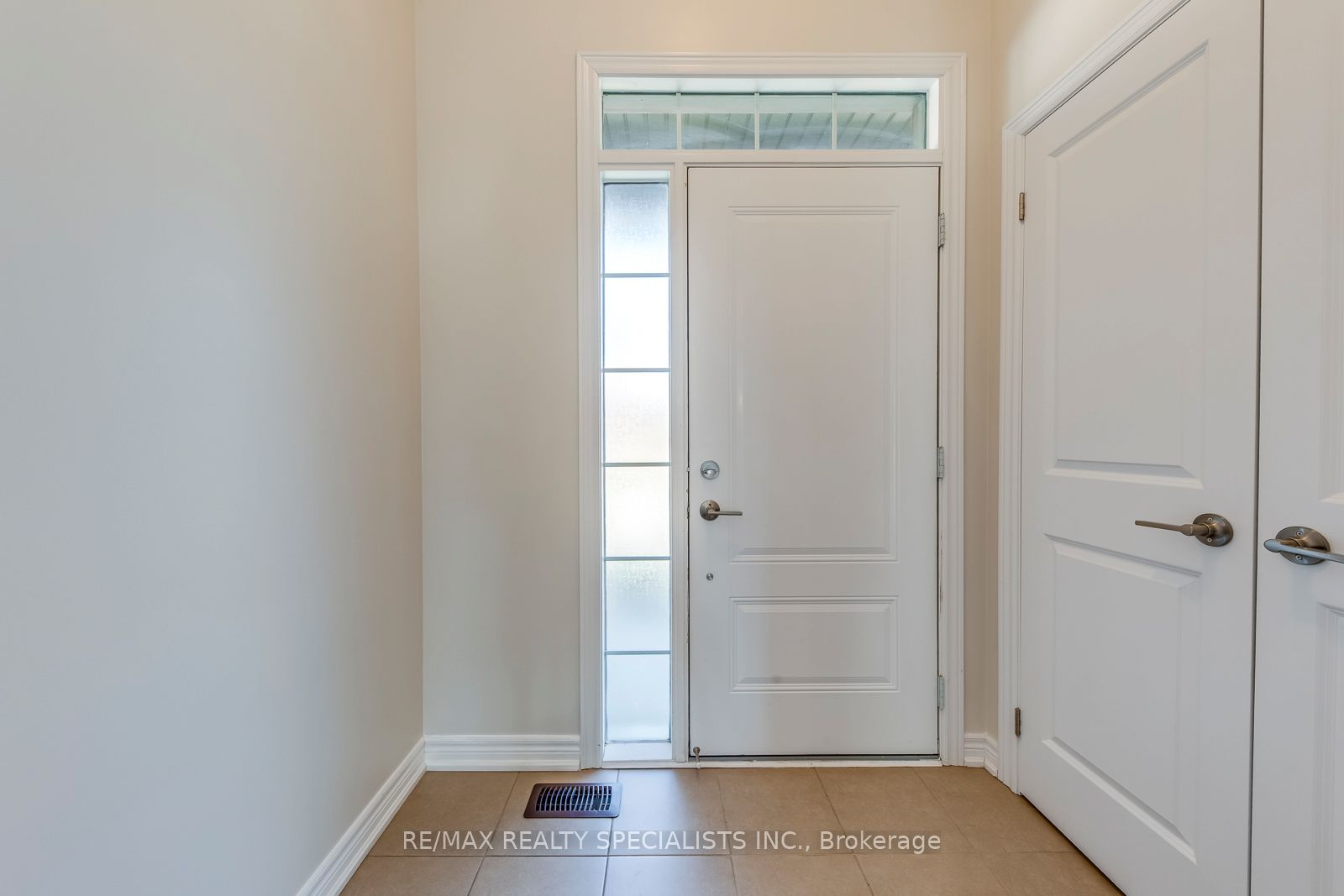 35 Pelican Lane, Hamilton, ON L8K 0A4 photo 4