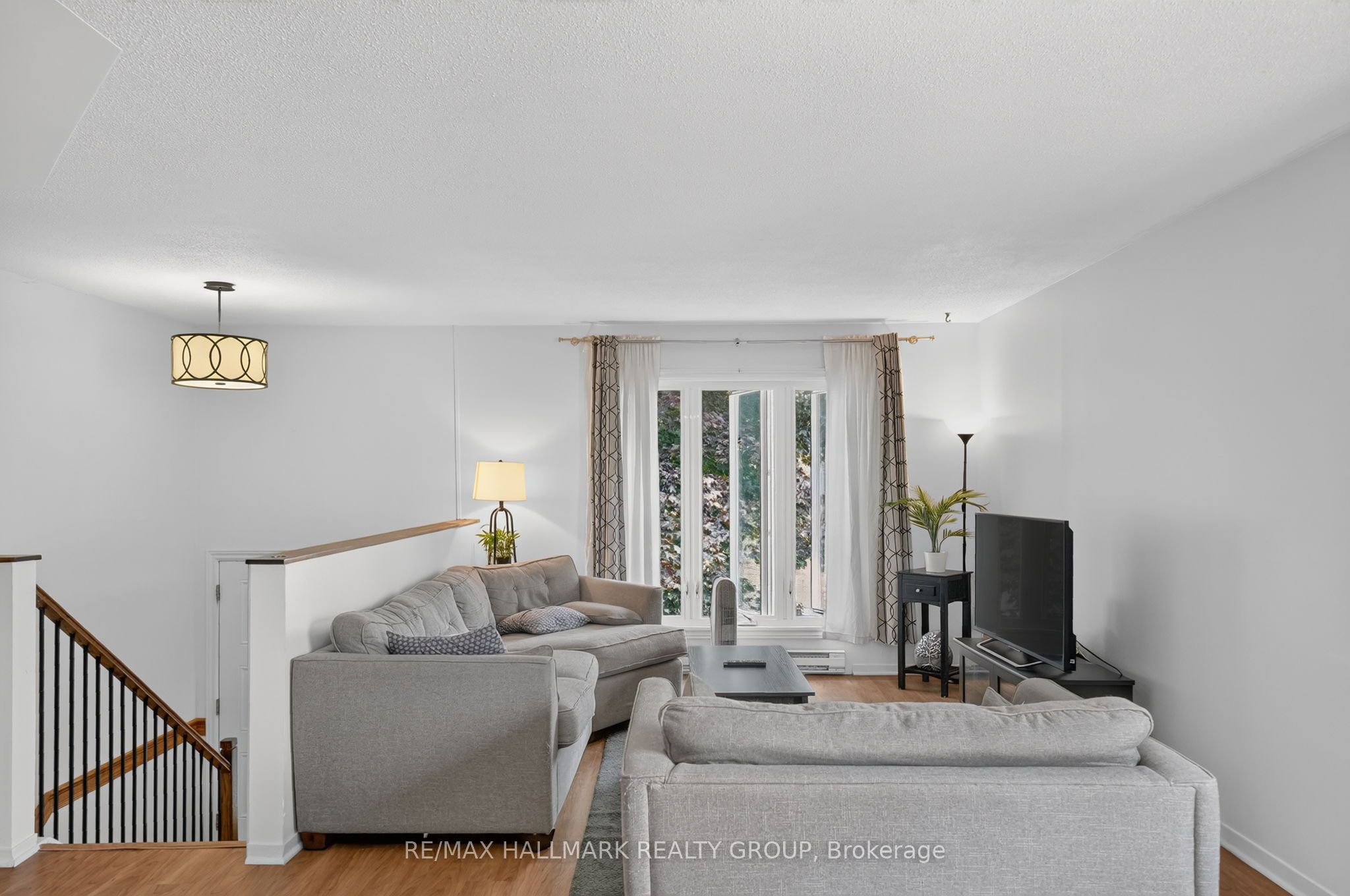 430 Dalrymple Drive, Clarence-Rockland, ON K4K 1G6 photo 2