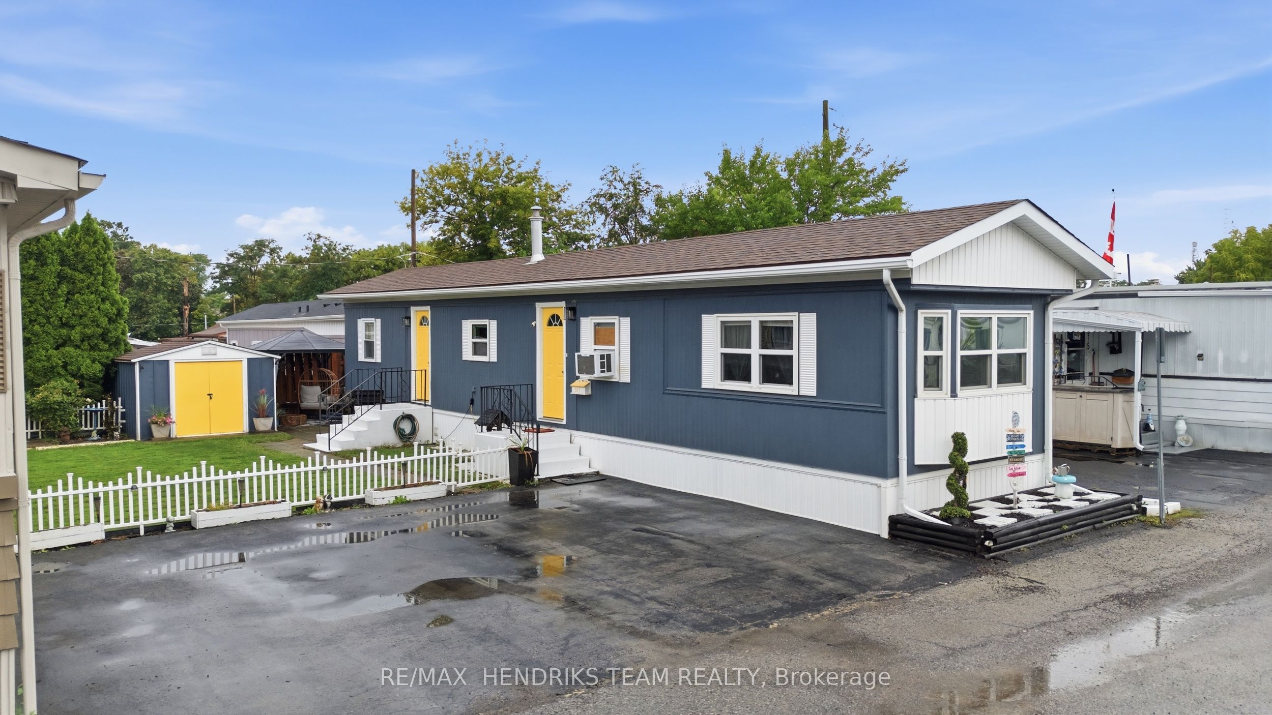 241 St. Paul Street W 317, St. Catharines, ON L2S 2E5