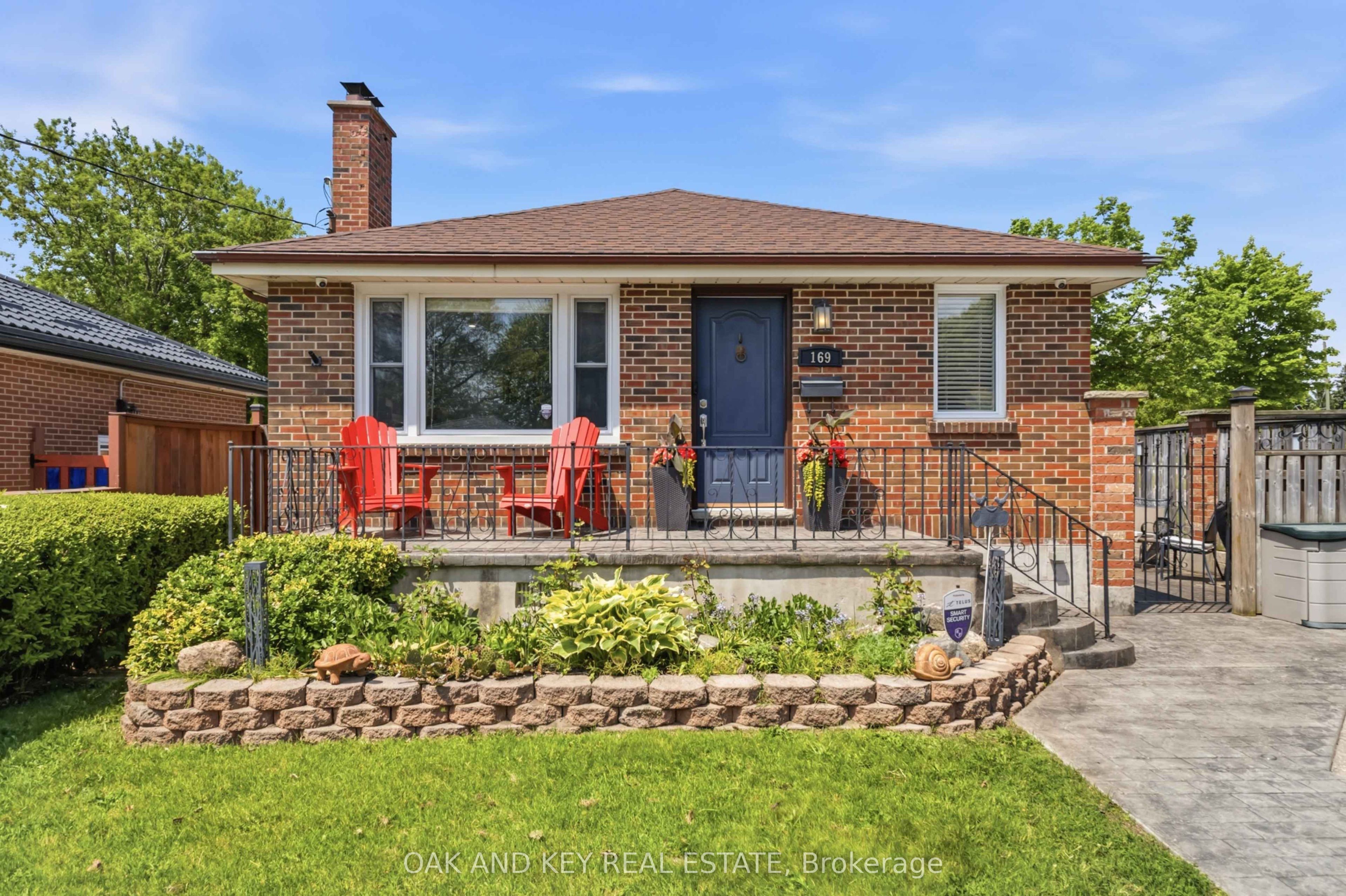 169 Ellsworth Crescent, London East, ON N5W 1J5