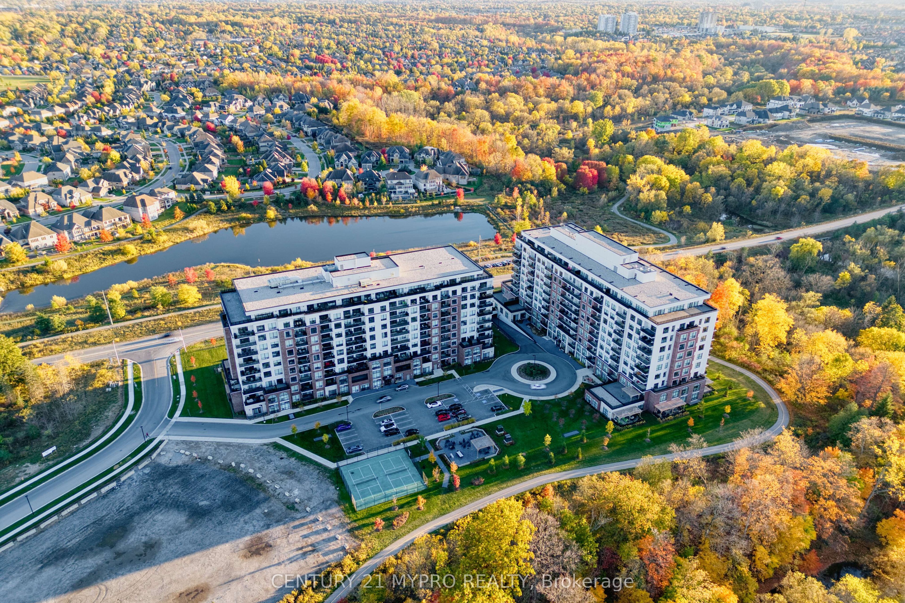 460 Callaway Road 208, London North, ON N6G 0Z2 photo 3