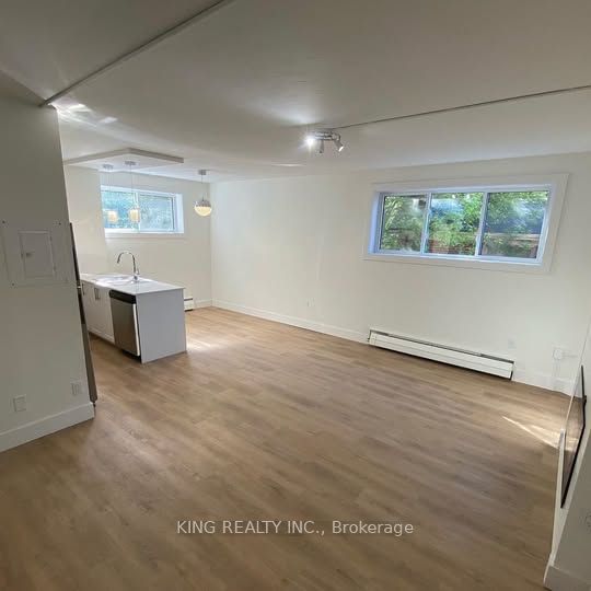 894 Adelaide Street N 101, London East, ON N5Y 2M5 photo 2