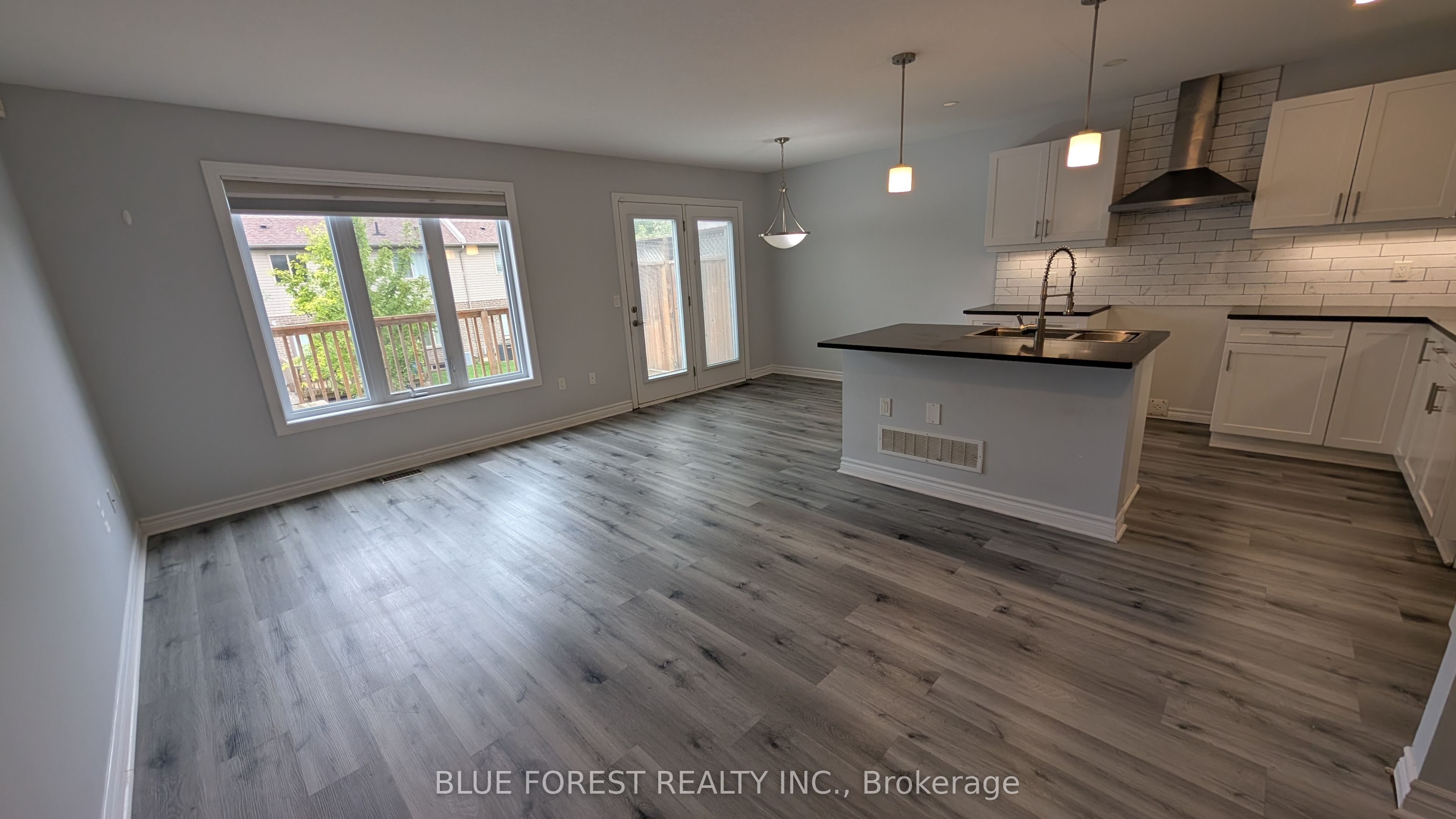 3400 Castle Rock Place 104, London South, ON N6L 0E4 photo 4