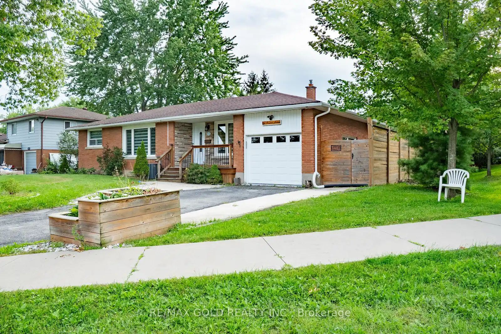 16 Braden Avenue, Welland, ON L3C 2R7 photo 4
