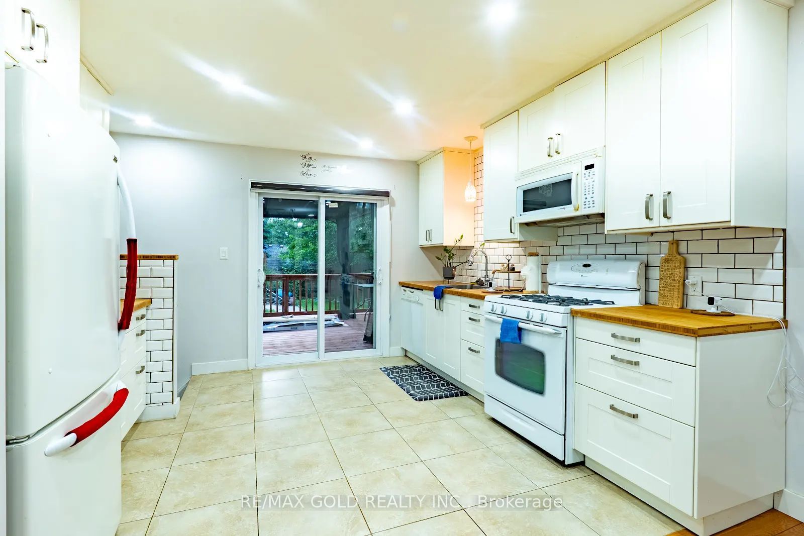 16 Braden Avenue, Welland, ON L3C 2R7 photo 5