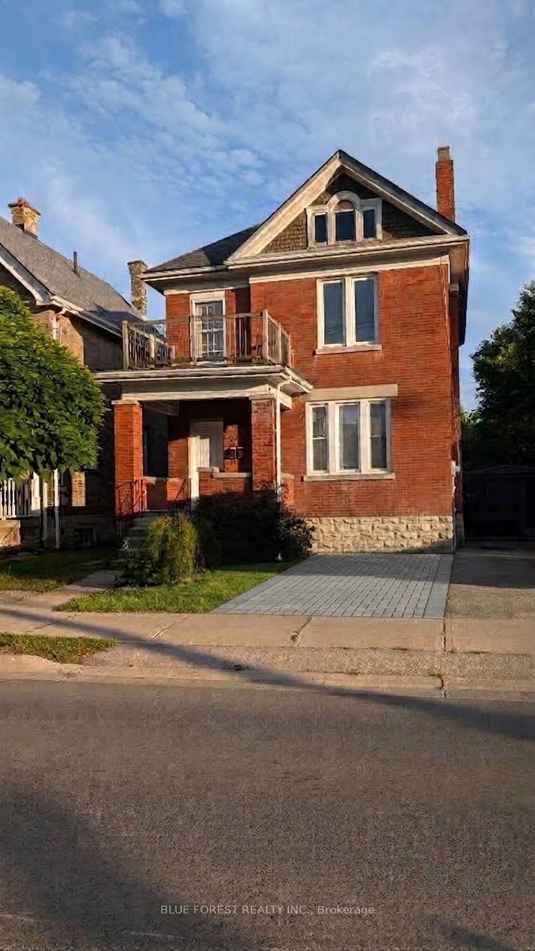 867 Queens Avenue, London East, ON N5W 3H7