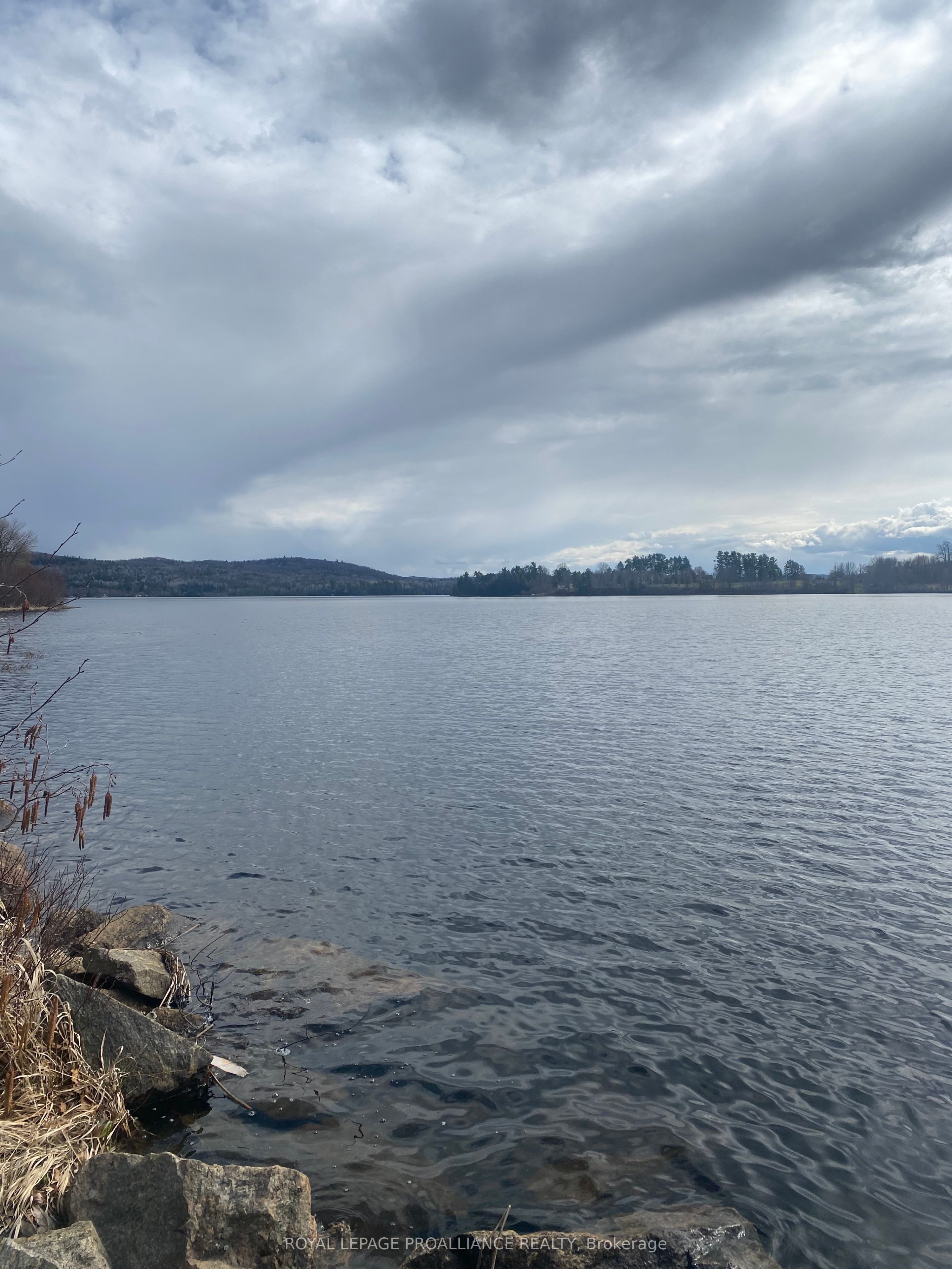 107A Lakeshore Drive, Madawaska Valley, ON K0J 1B0 photo 3