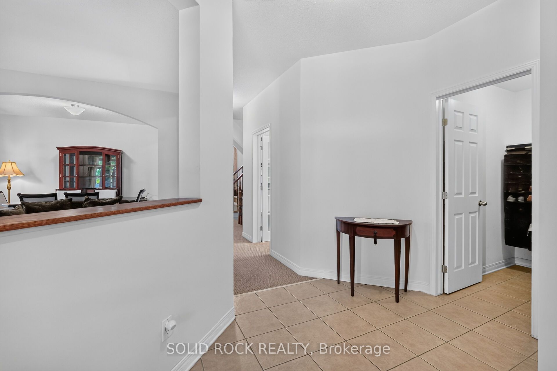 131 Finn Court, Hunt Club - South Keys and Area, ON K1V 2C6 photo 4