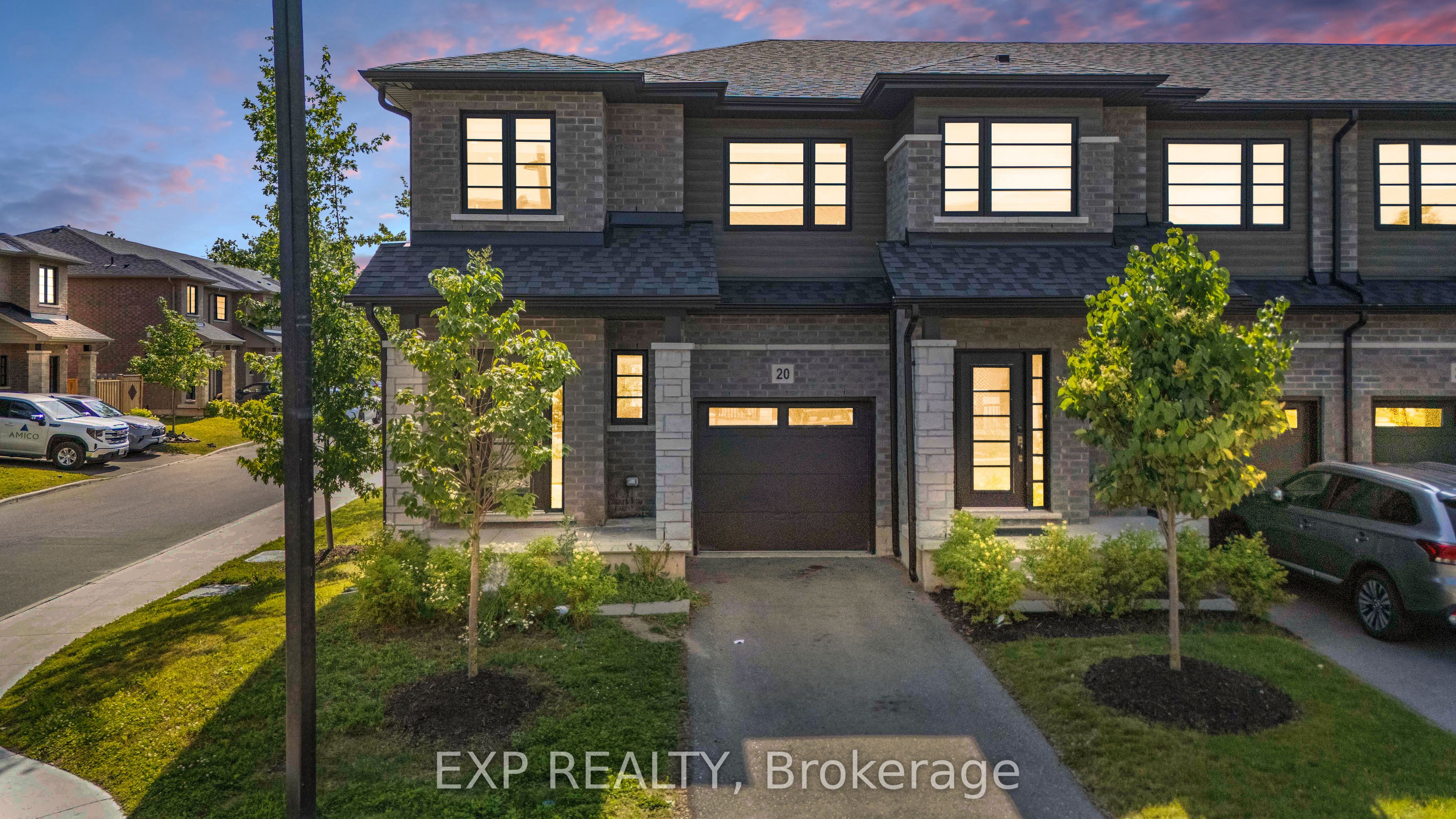 520 Grey Street 20, Brantford, ON N3S 0K1 photo 2