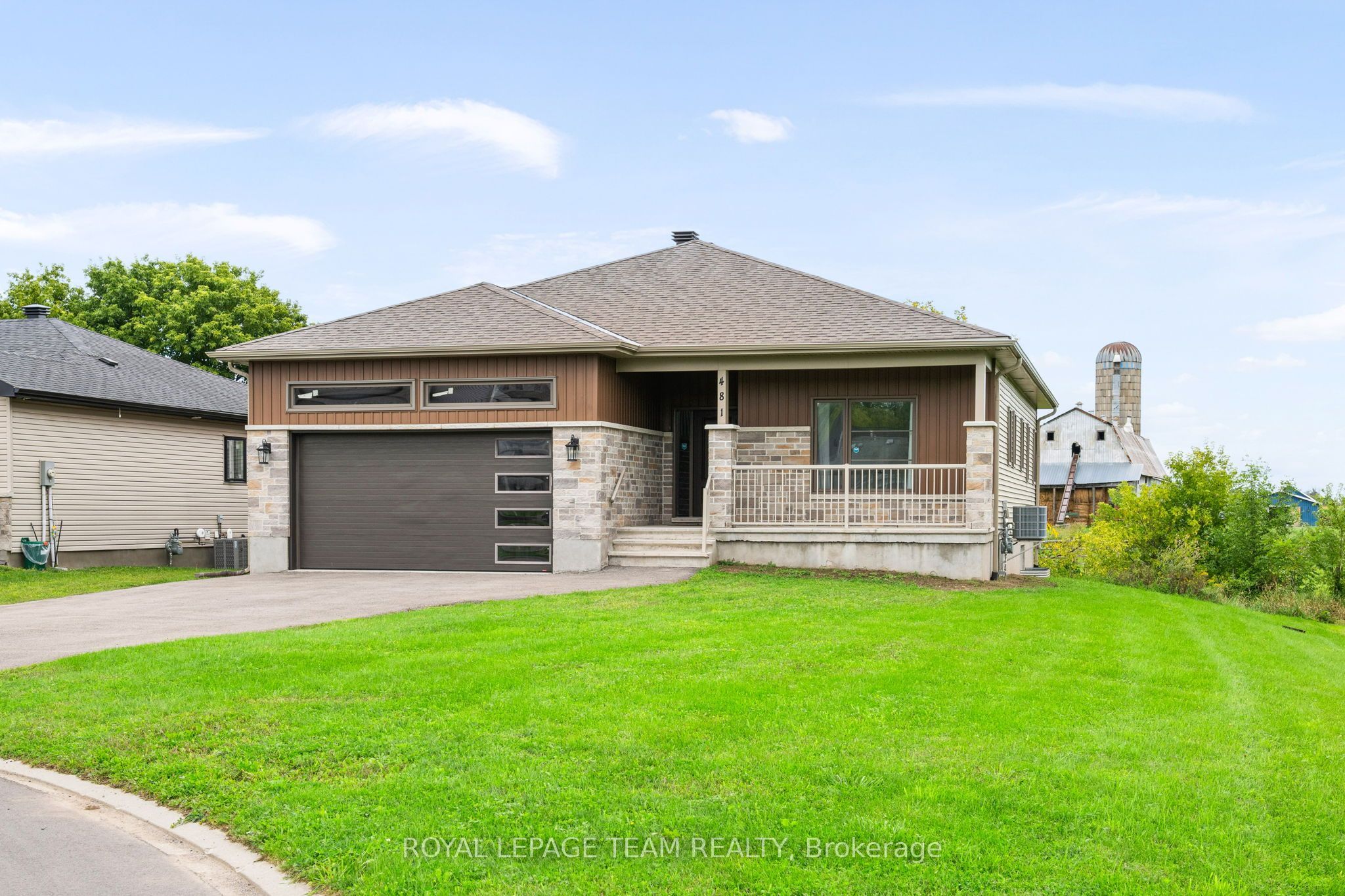 481 Lancaster Lane, North Dundas, ON K0C 2K0 photo 2