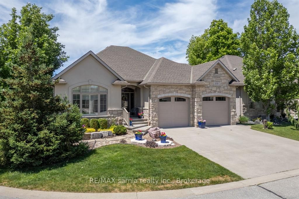 1130 Mike Weir Drive 71, Sarnia, ON N0N 1C0