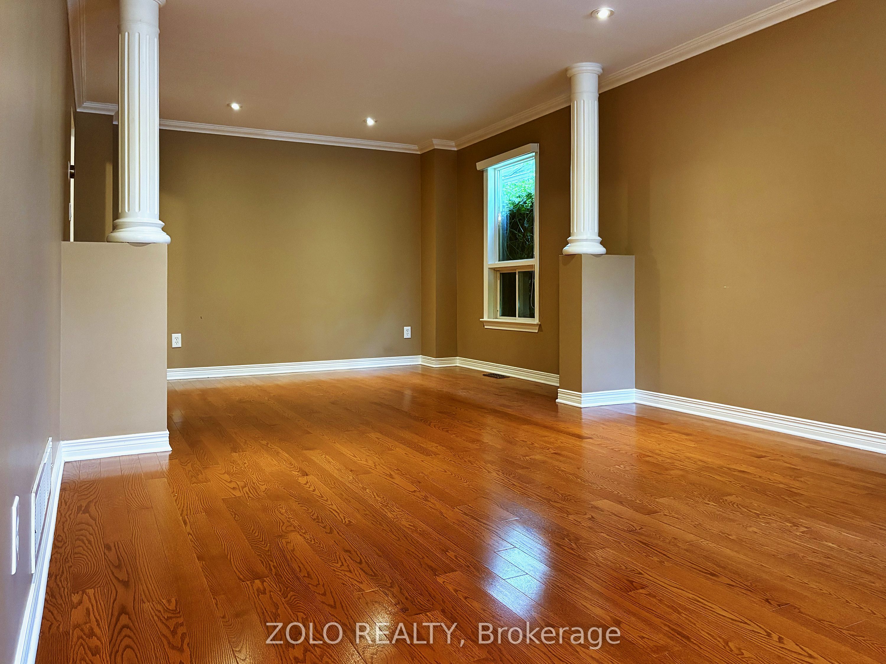 255 Stoneway Drive, Barrhaven, ON K2G 6E9 photo 3