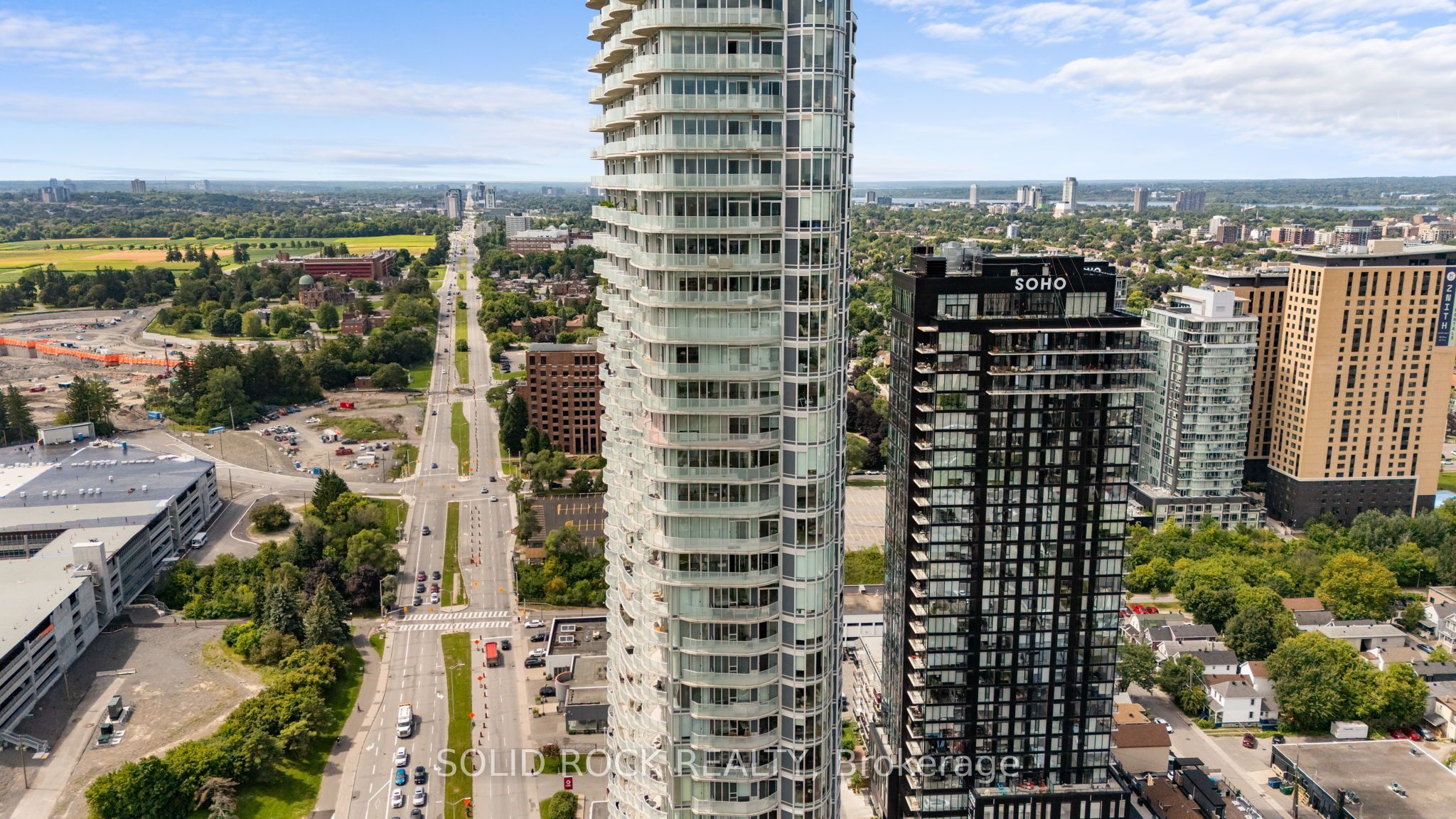 805 Carling Avenue 2308, Dows Lake - Civic Hospital and Area, ON K1S 5W9 photo 5