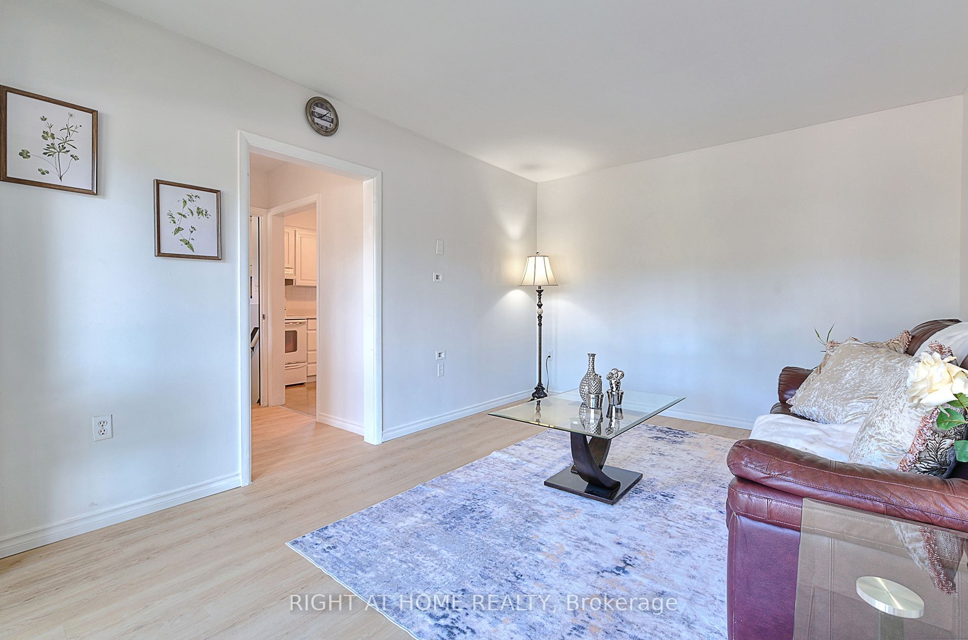 245 West 33rd Street, Hamilton, ON L9C 5J7 photo 5