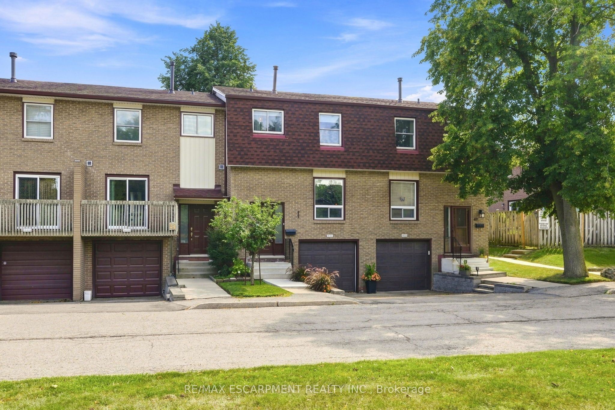 1115 Paramount Drive 50, Hamilton, ON L8J 1P6 photo 2