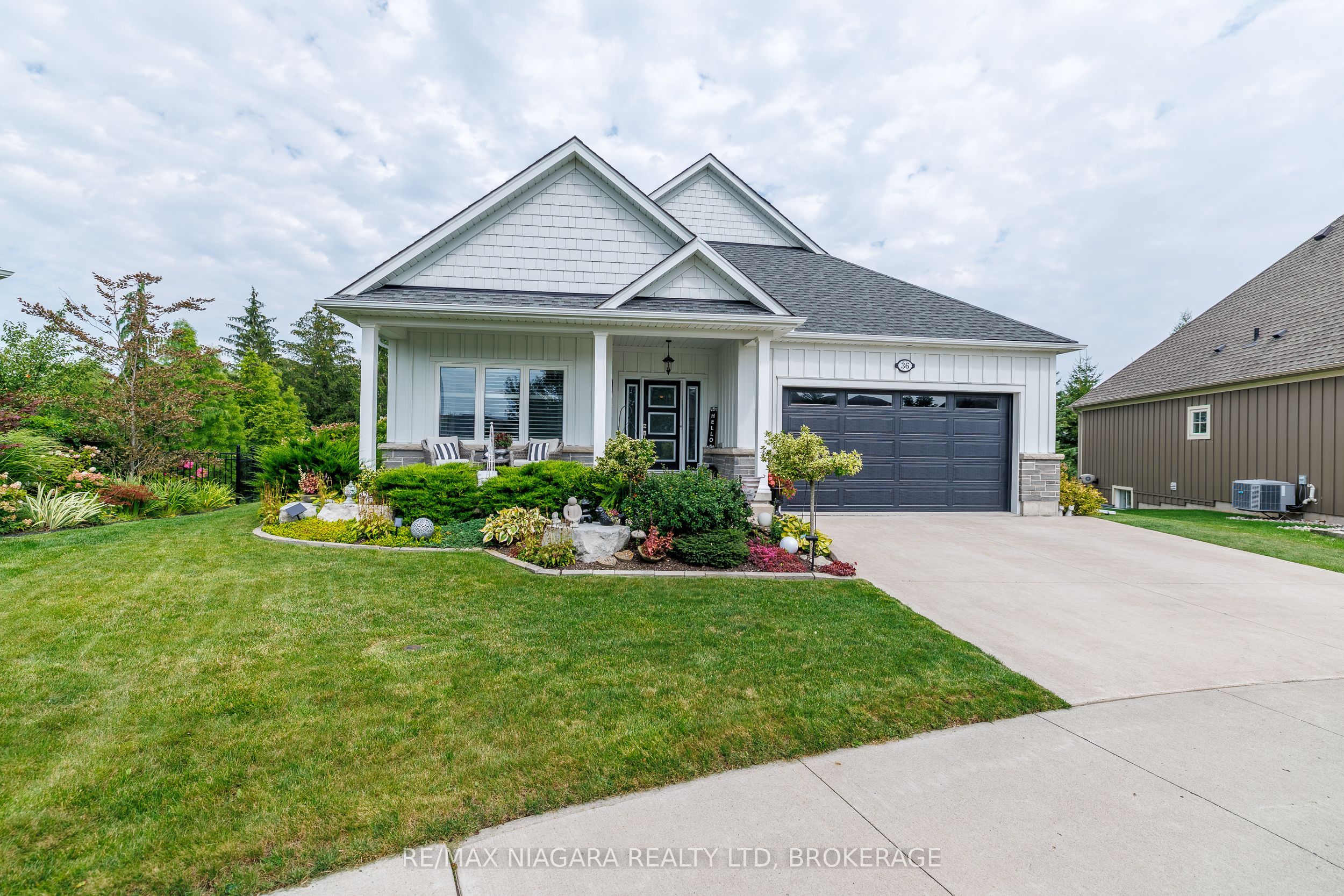 36 Derbyshire Drive, Fort Erie, ON L0S 1N0
