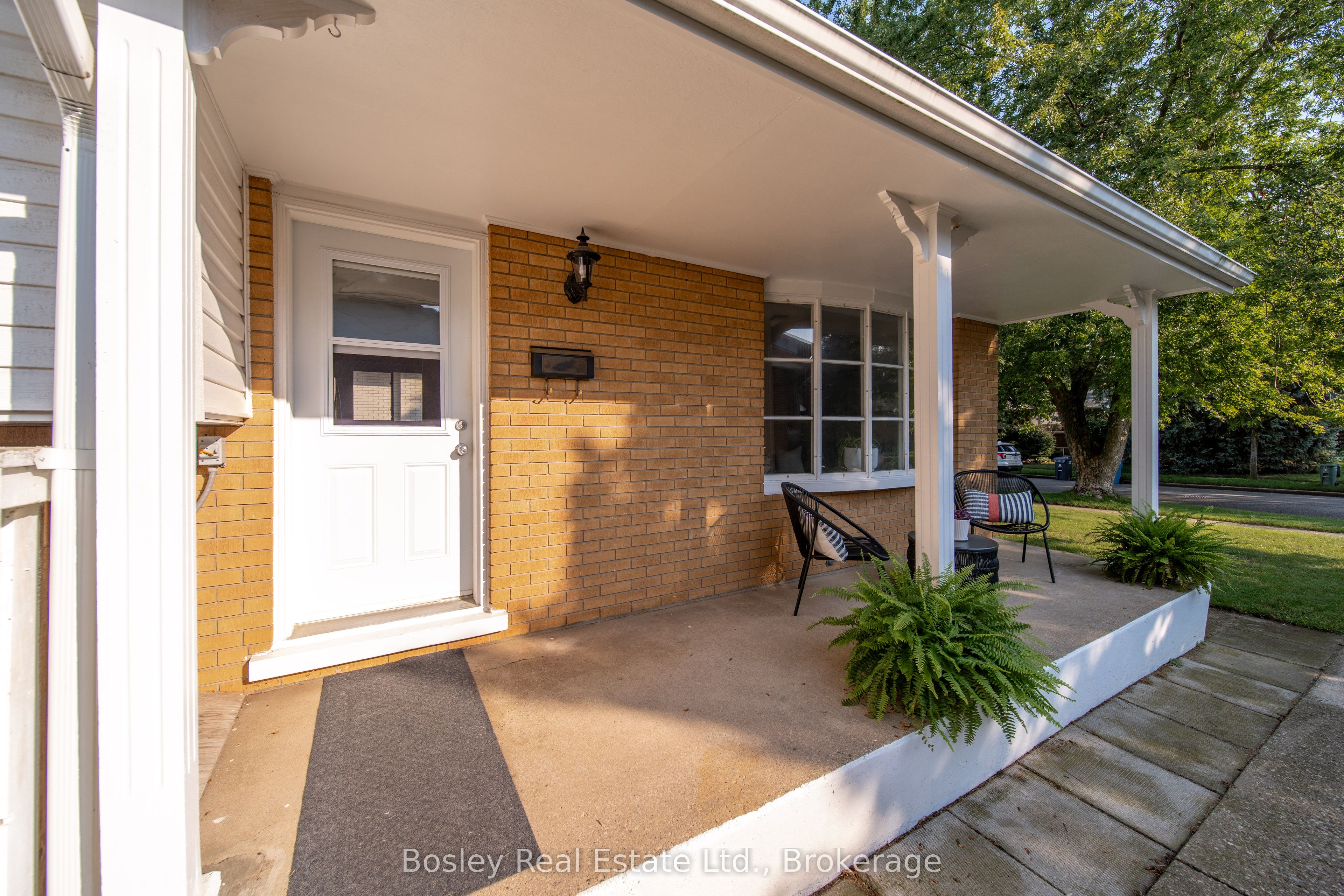44 Brentwood Drive, Guelph, ON N1H 5M7 photo 4