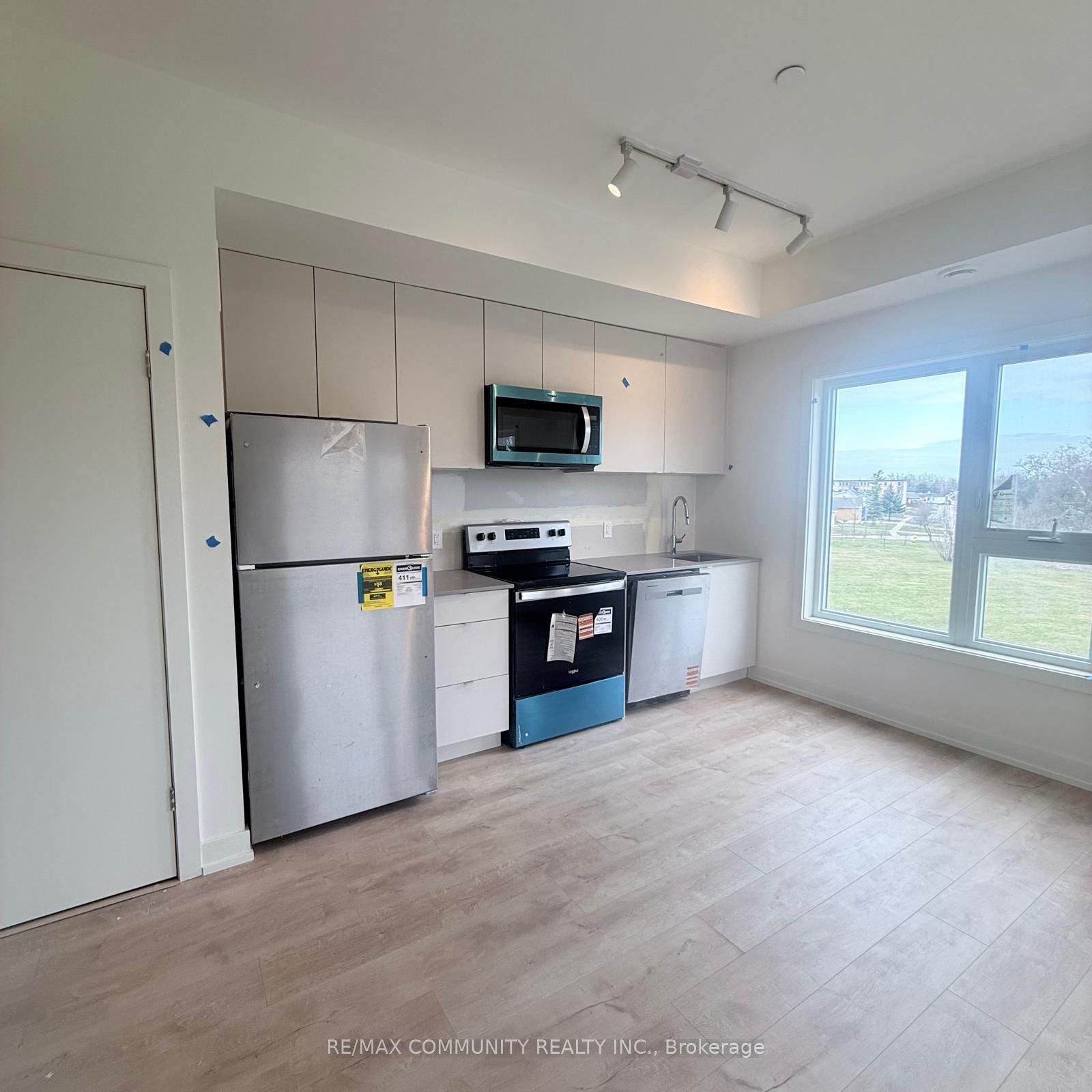 16 Melbourne Avenue 309B, St. Catharines, ON L2P 3J8 photo 3