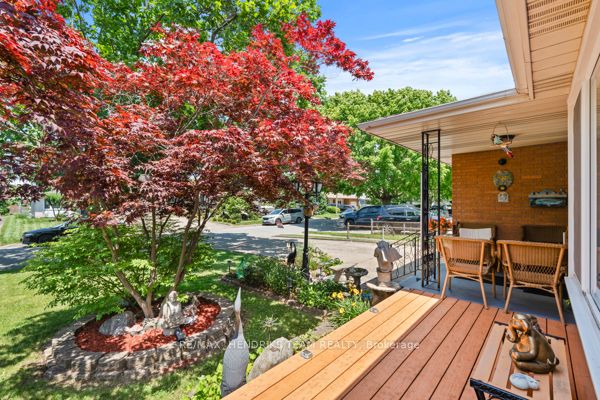 33 Meadowbrook Crescent, St. Catharines, ON L2M 7G8 photo 4