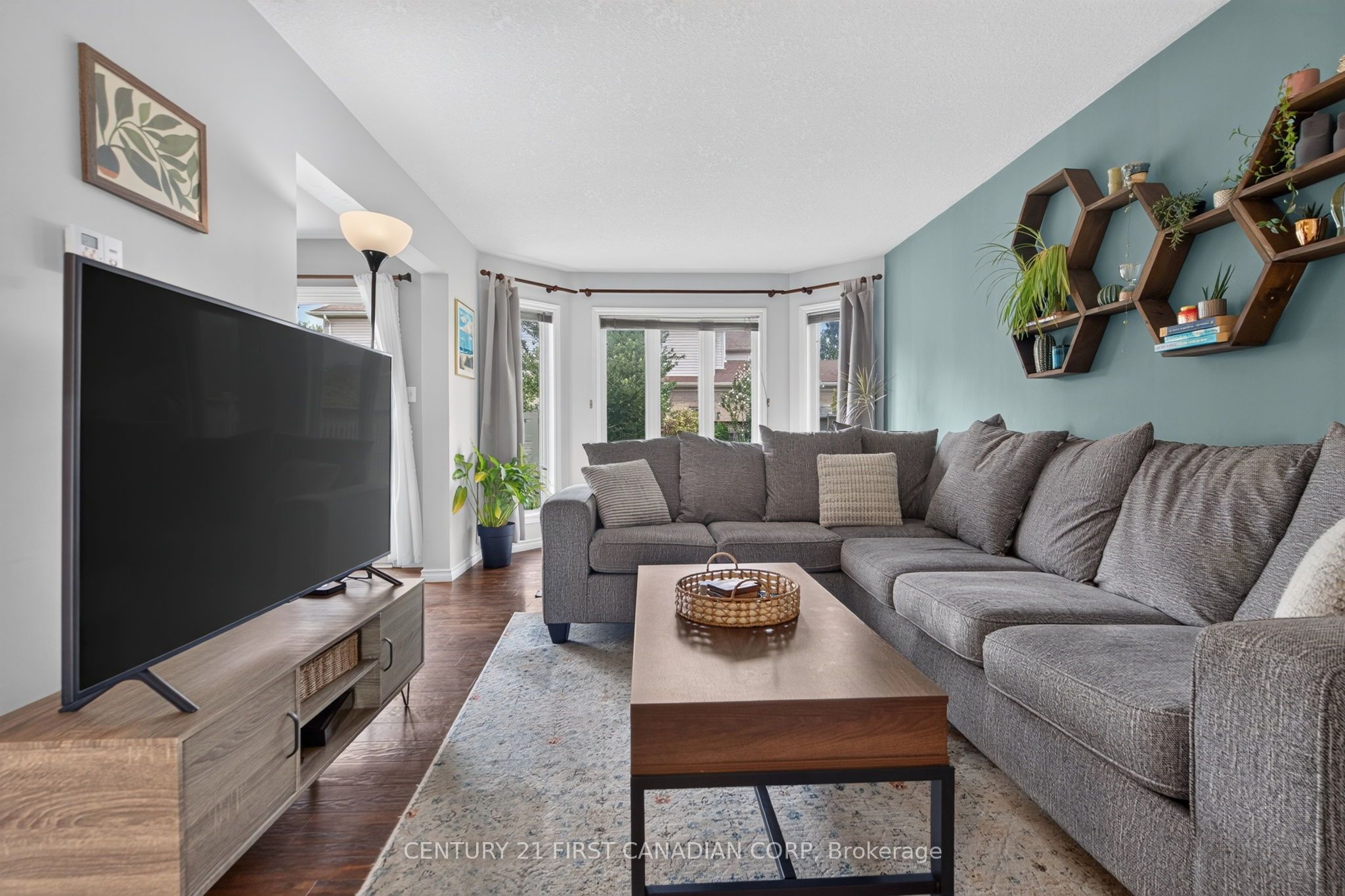 1318 BLACKMAPLE Drive, London East, ON N5Y 5V4 photo 5