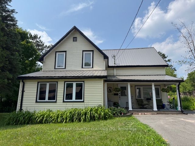 12 Hastings Street S, Bancroft, ON K0L 1C0