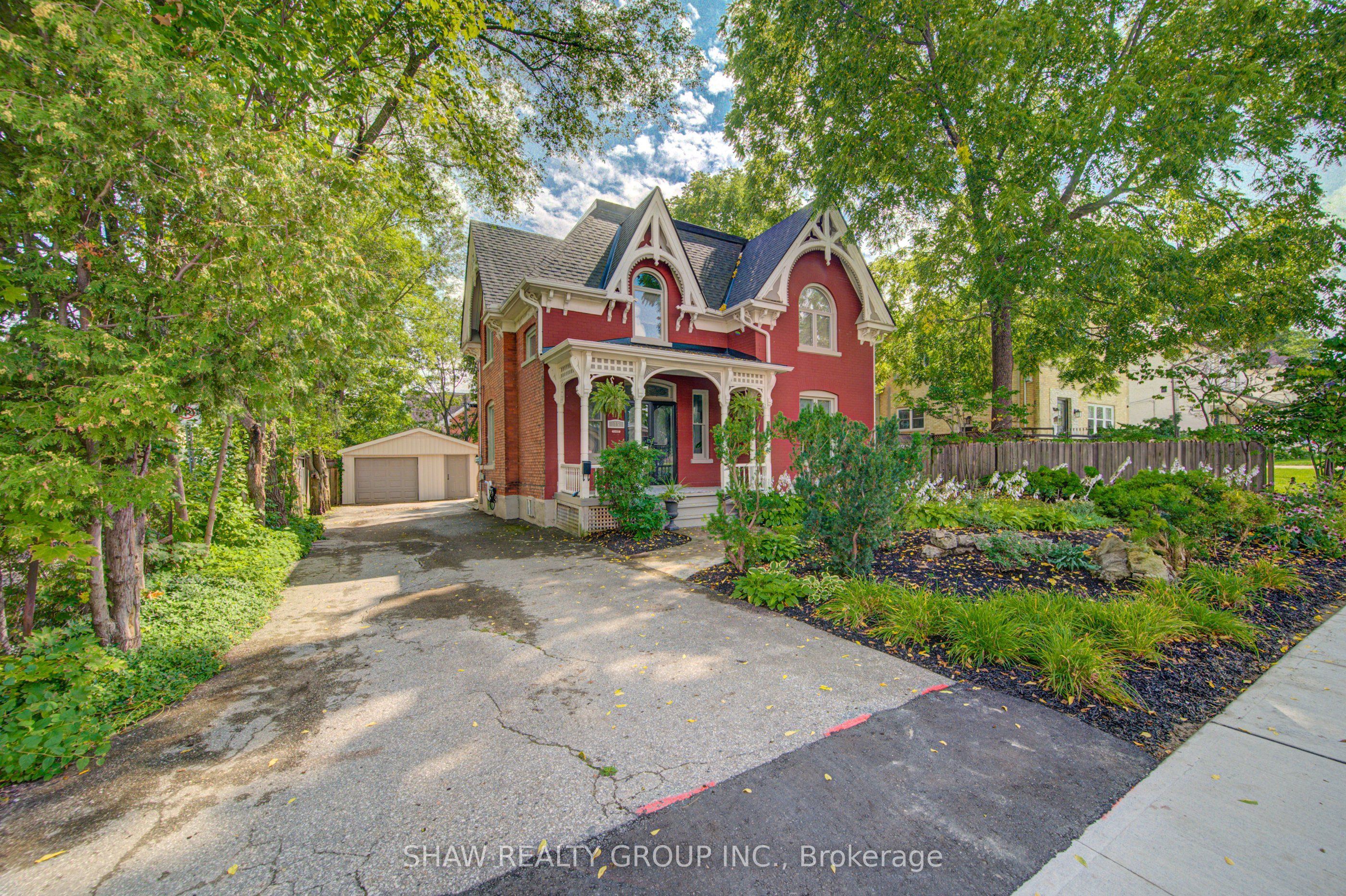 15 Gilholm Avenue, Cambridge, ON N1S 1T3 photo 4