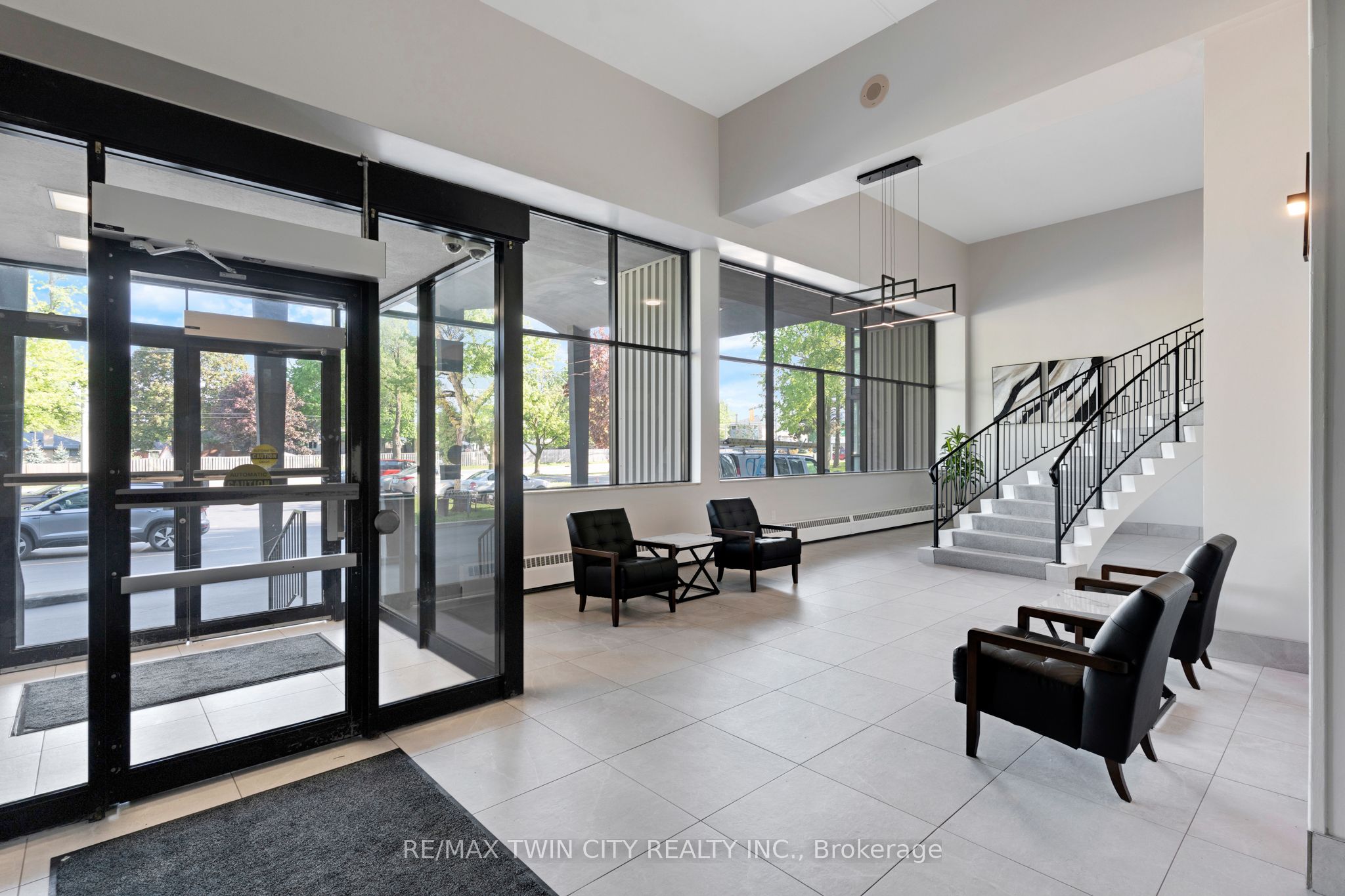 24 Midland Drive 306, Kitchener, ON N2A 2A8 photo 5