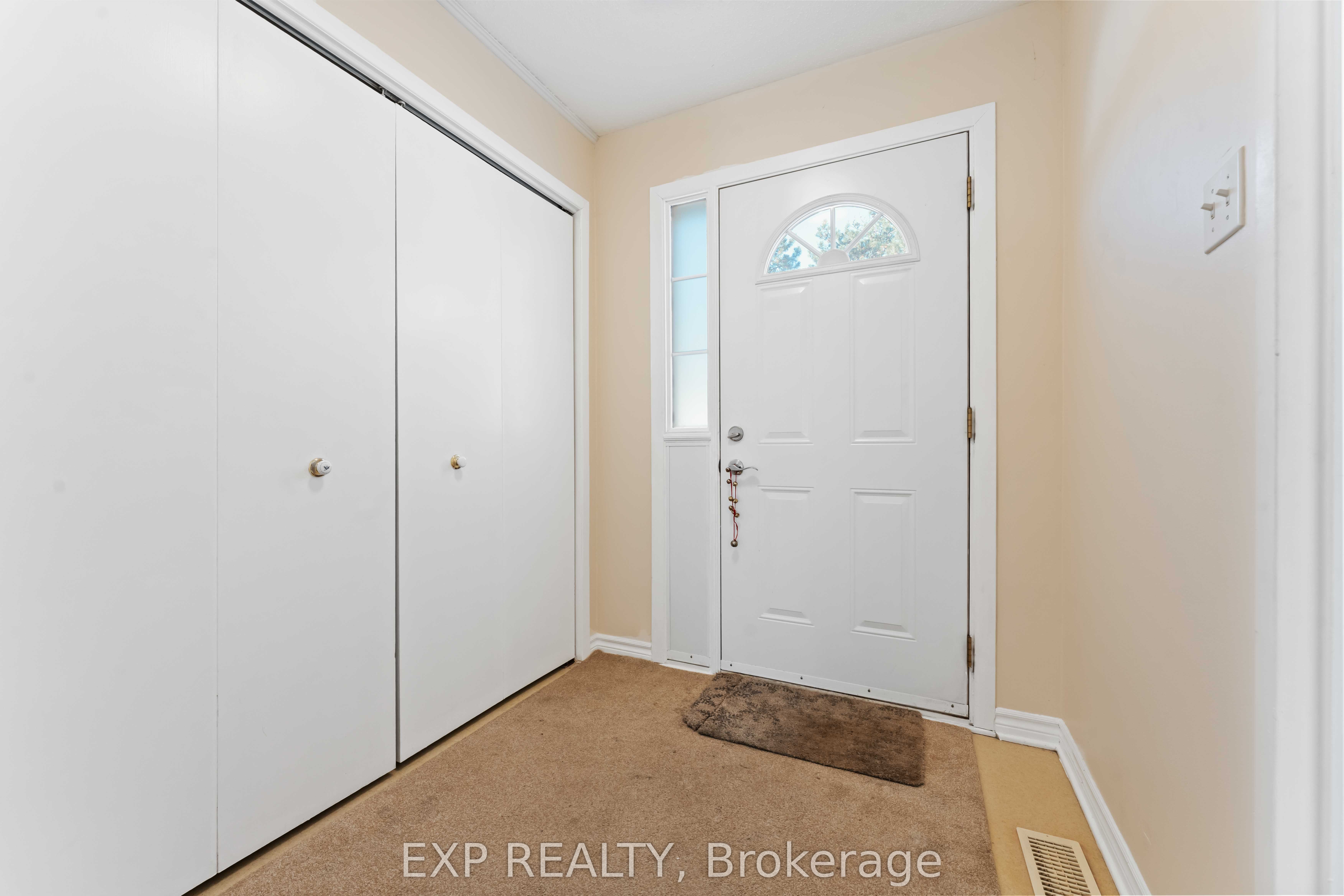 820 CAHILL Drive W 38, Hunt Club - Windsor Park Village and Area, ON K1V 9K4 photo 3