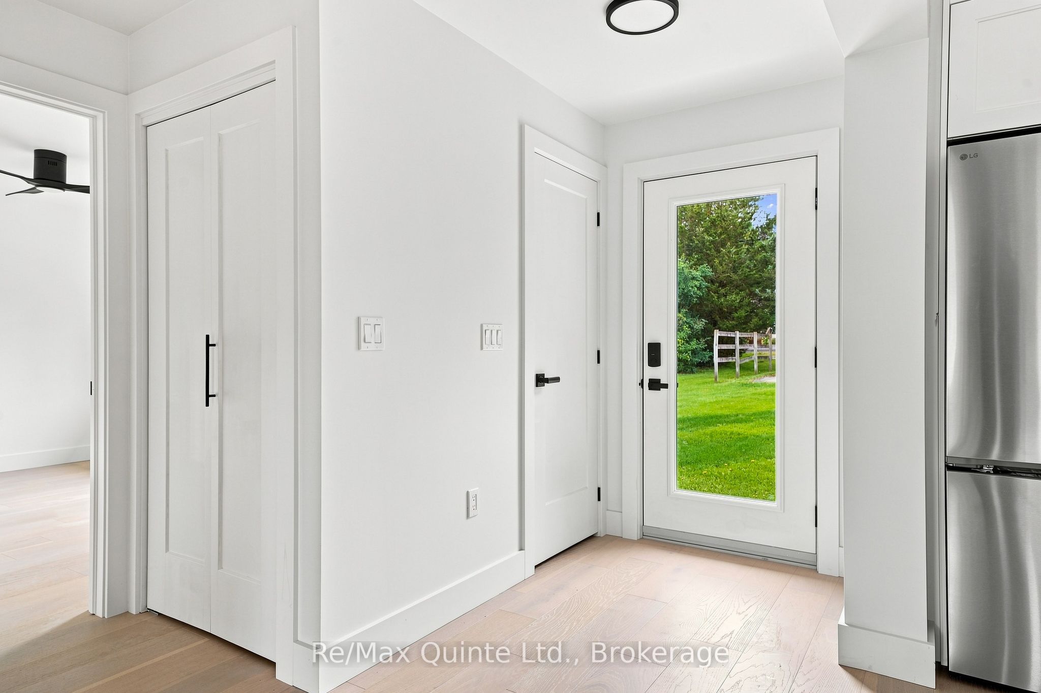 417 County Road 28, Prince Edward County, ON K8P 3J1 photo 5