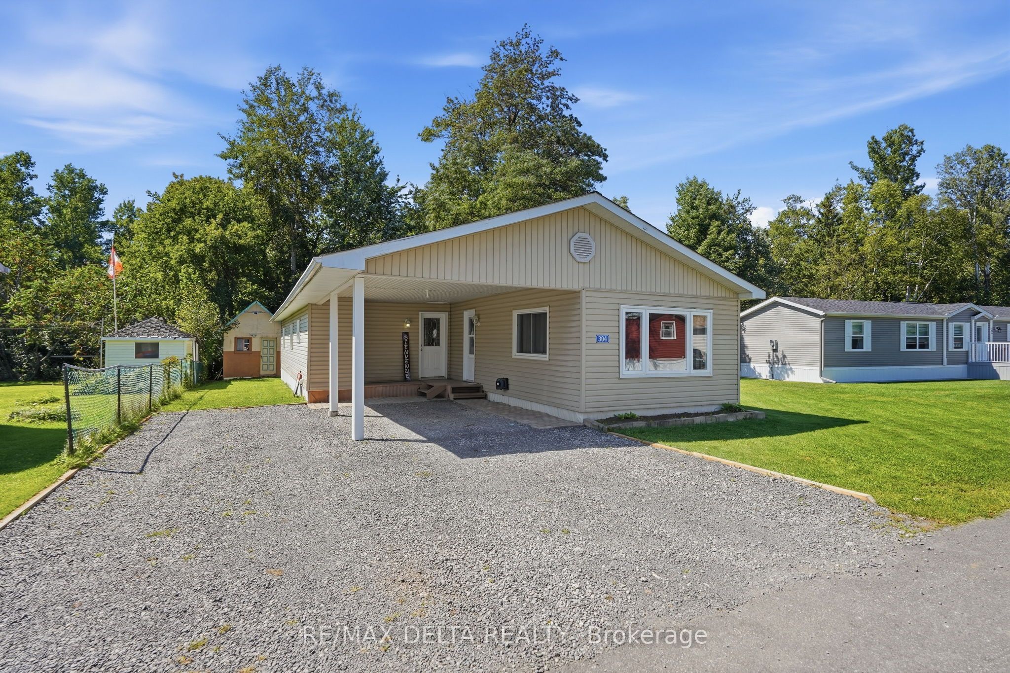 8250 County Road 17 Road, Clarence-Rockland, ON K4K 1K7 photo 2