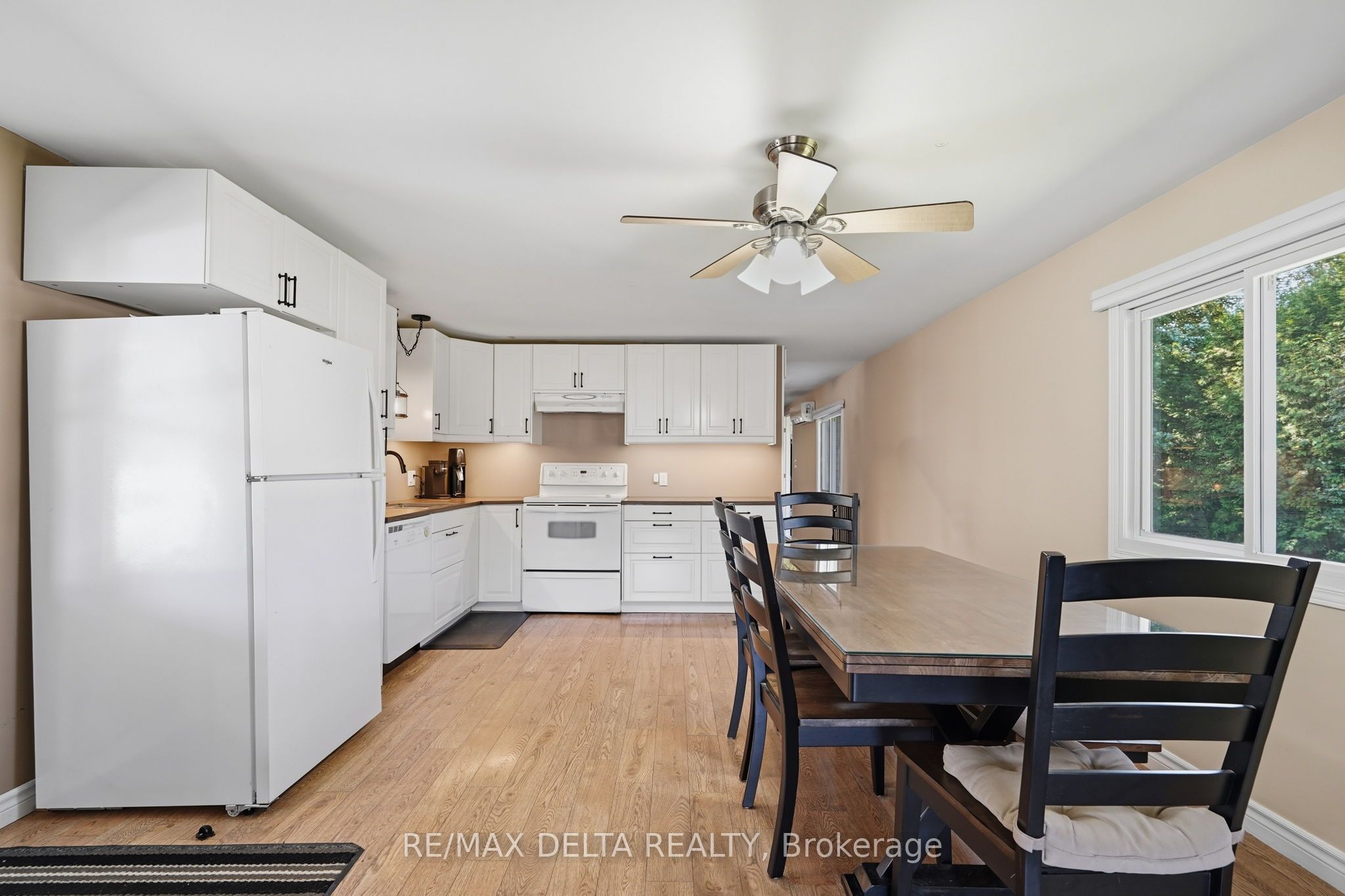8250 County Road 17 Road, Clarence-Rockland, ON K4K 1K7 photo 4