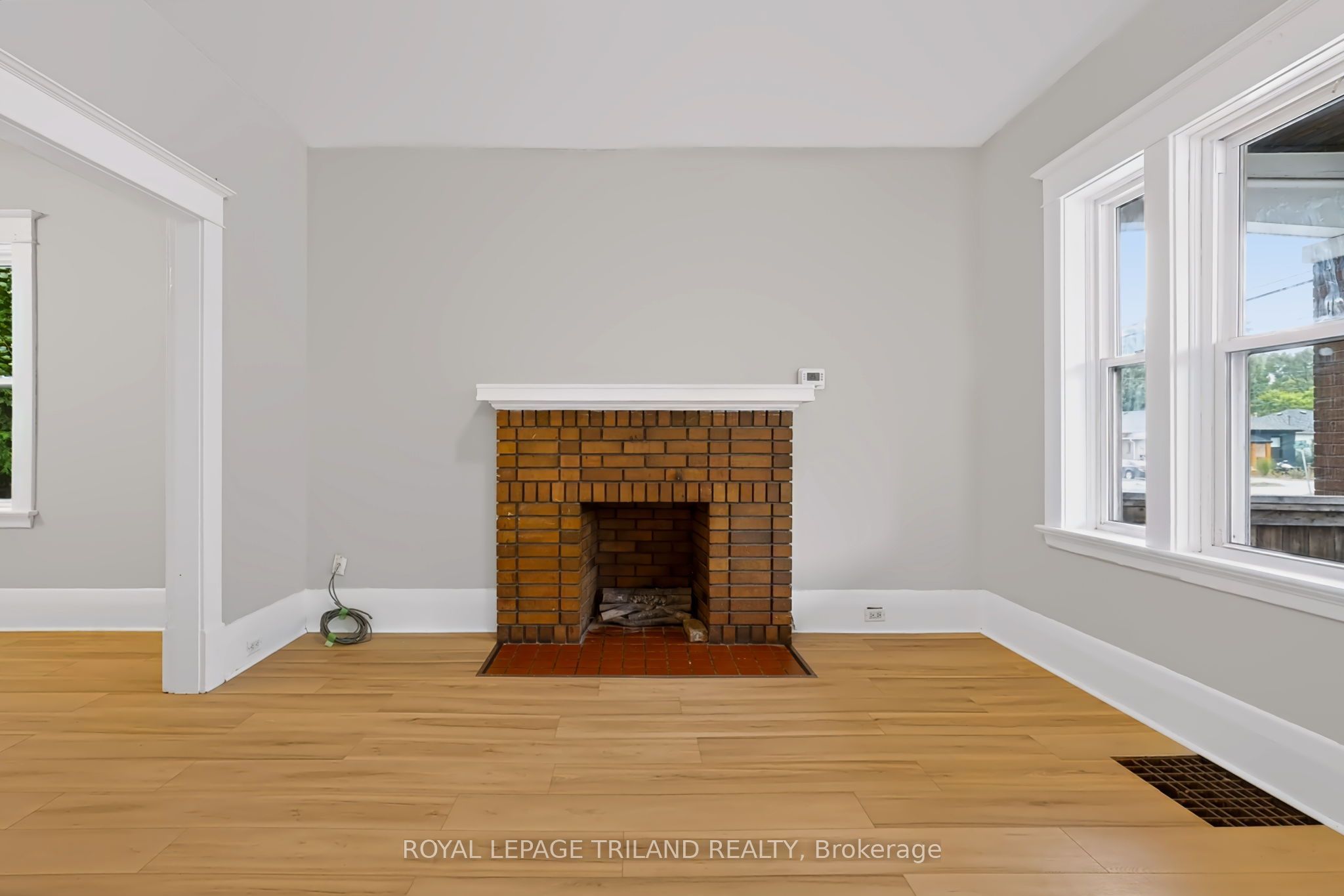 136 Adelaide Street N, London East, ON N6B 3G8 photo 4